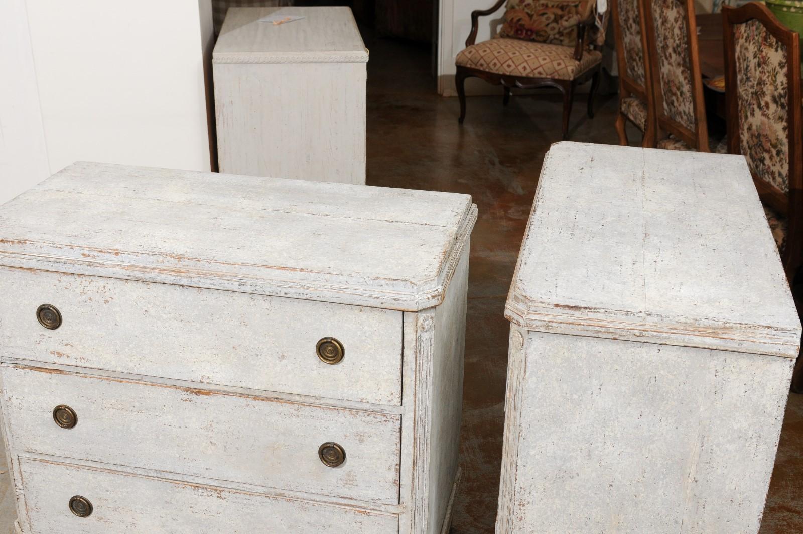 Pair of Swedish Gustavian Style Painted Wood Three-Drawer Chests with Rosettes 5