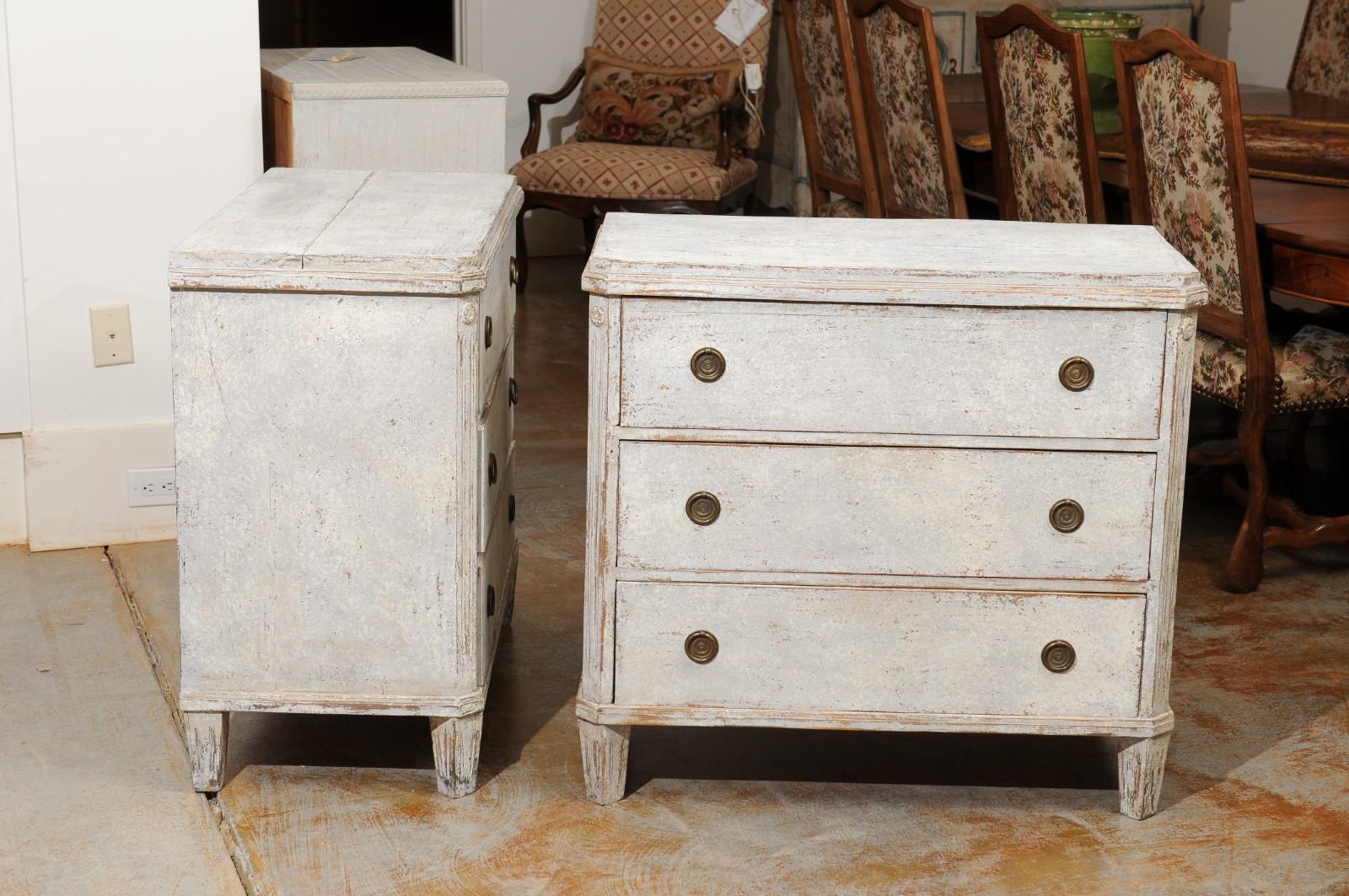 19th Century Pair of Swedish Gustavian Style Painted Wood Three-Drawer Chests with Rosettes