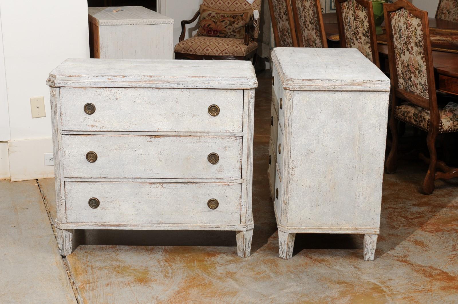 Pair of Swedish Gustavian Style Painted Wood Three-Drawer Chests with Rosettes 3