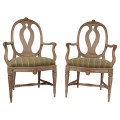 Paire de fauteuils suédois de haute classe