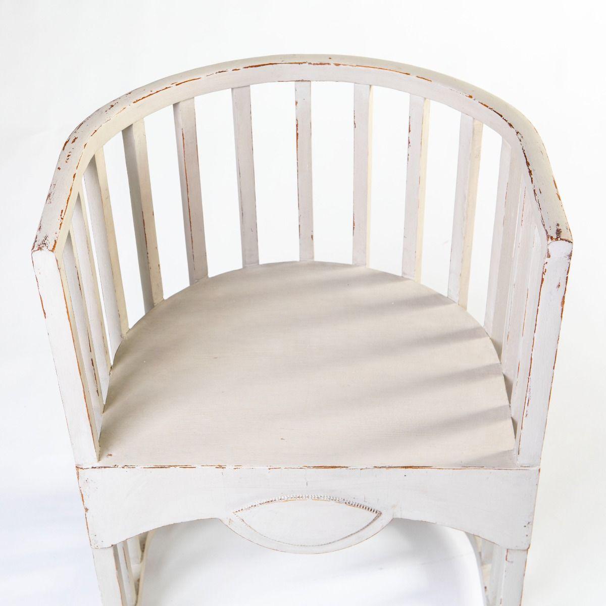 Pair of Swedish Jugend Chairs in Painted Pine with Original Cushions For Sale 1