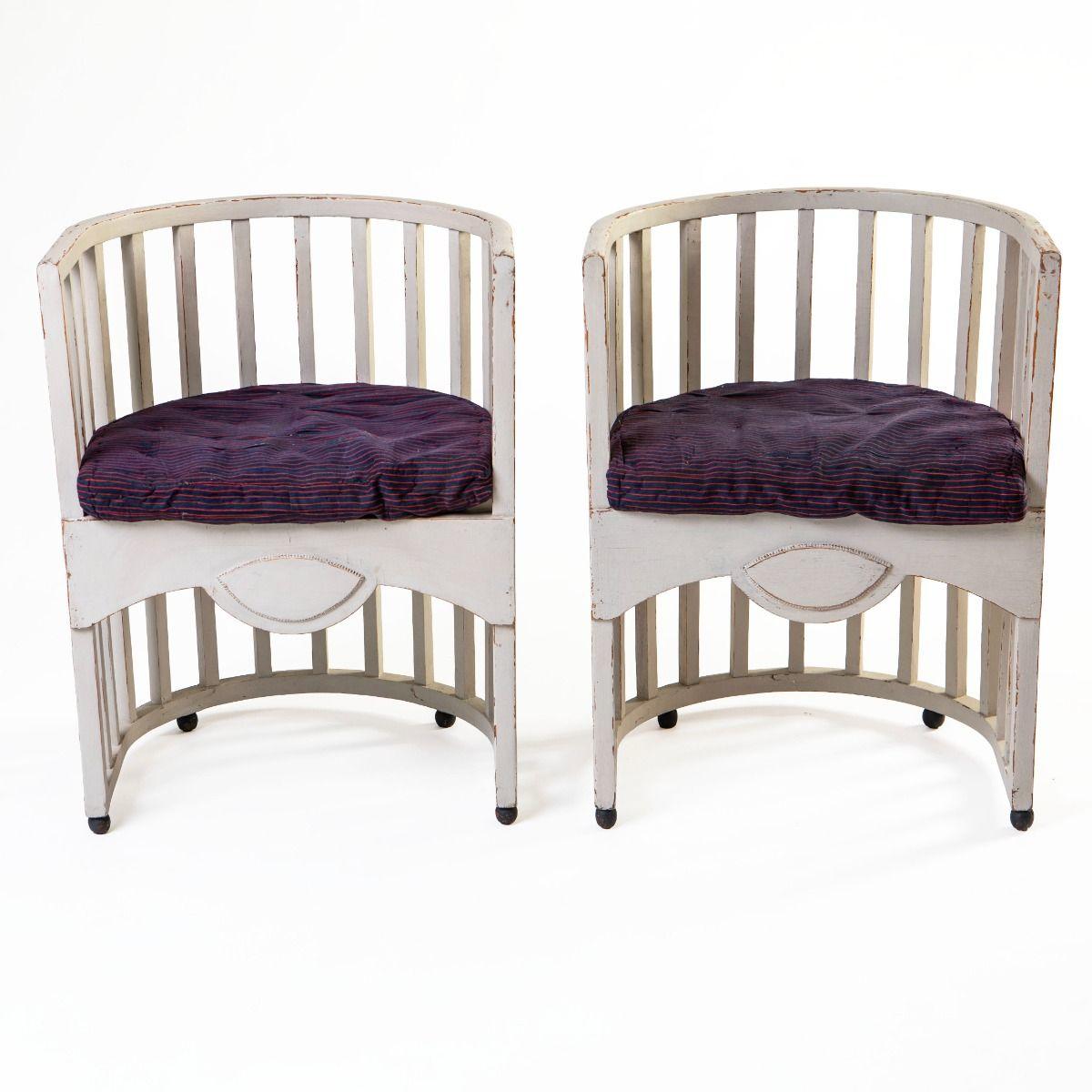 Pair of Swedish Jugend Chairs in Painted Pine with Original Cushions For Sale 2