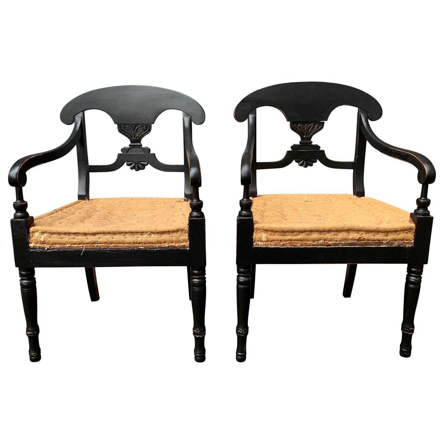 A pair of Karl Johan Swedish Empire dining black painted armchair. From early 19th century Empire period.

Please note that this chest of drawers is located in Halmstad Sweden.
EUR 100 delivery to most areas of London UK, The Netherlands, Belgium,
