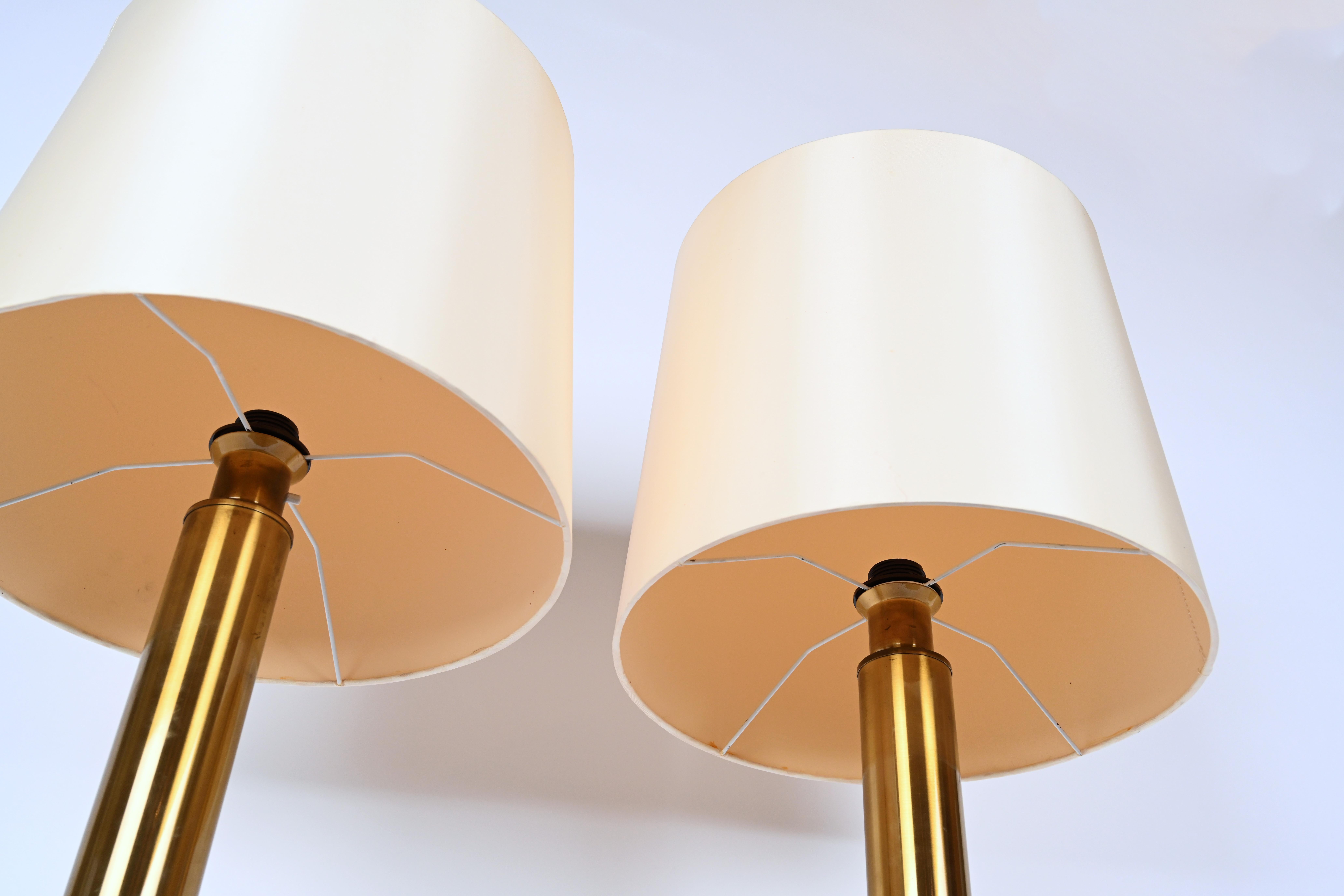 20th Century Pair of Swedish Kosta Contemporary Brass Table Lamps  For Sale