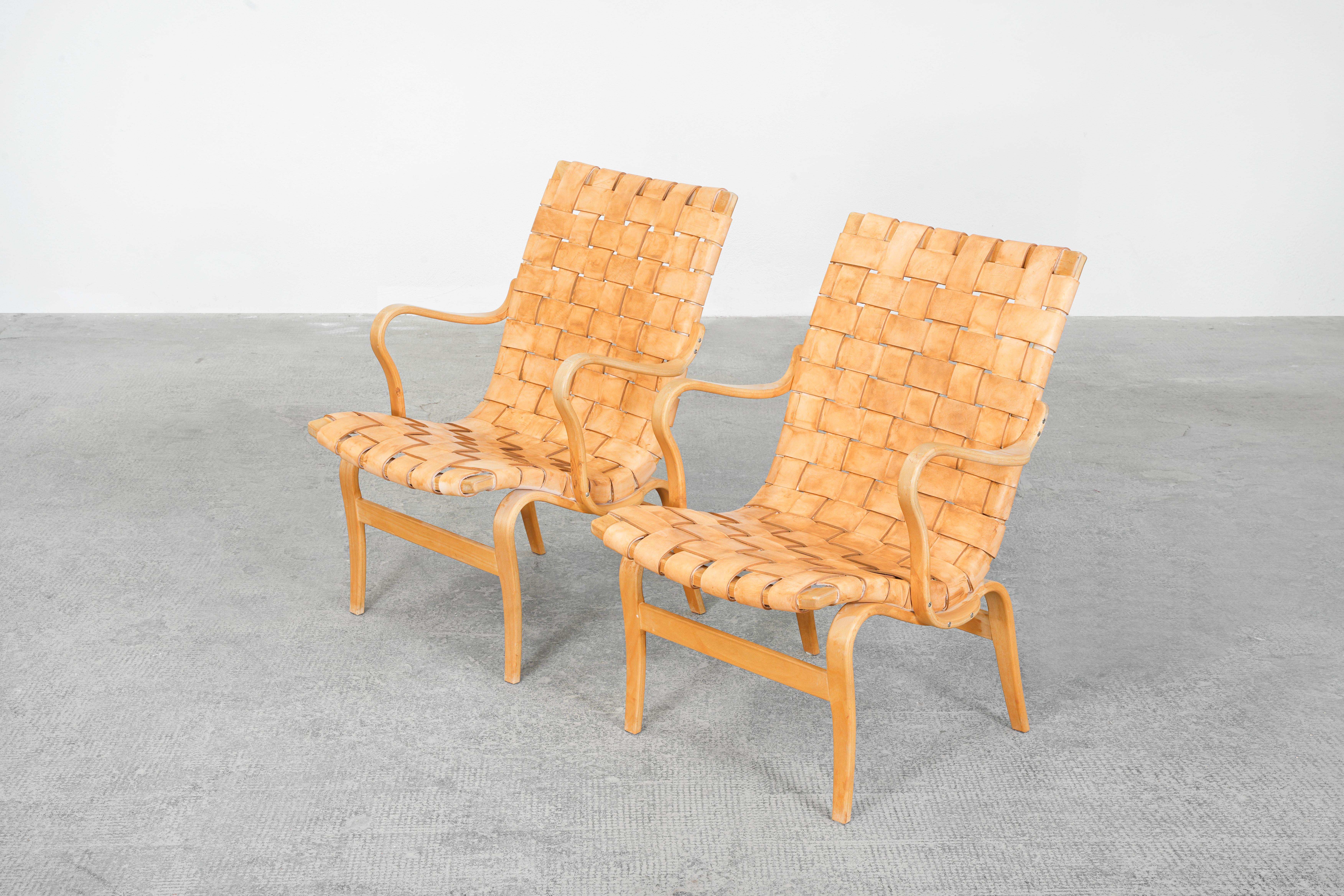 Pair of Swedish Lounge Chairs by Bruno Mathsson for Mathsson, Sweden 3