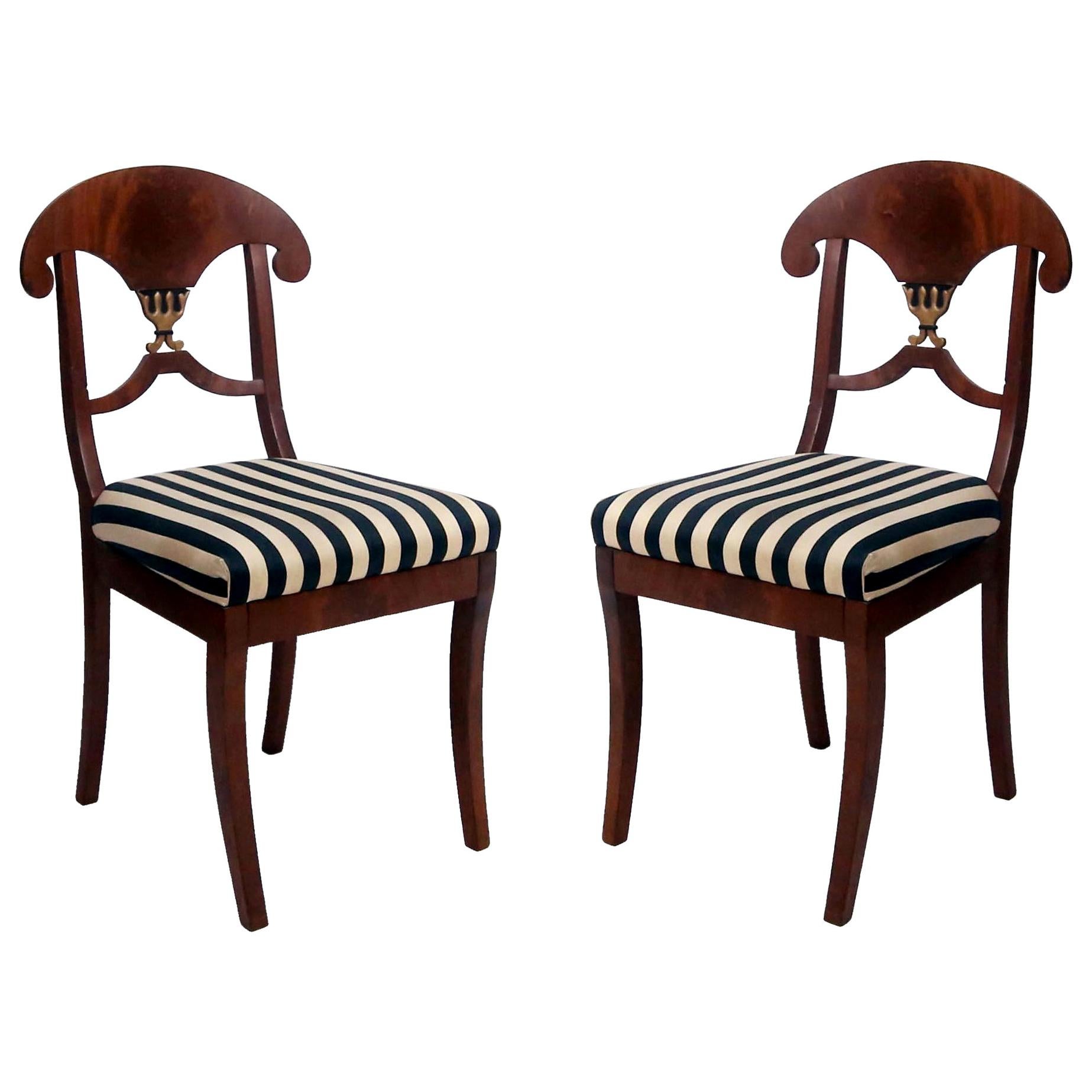 Pair of Swedish Mahogany Karl Johan Biedermeier Side Chairs, circa 1825