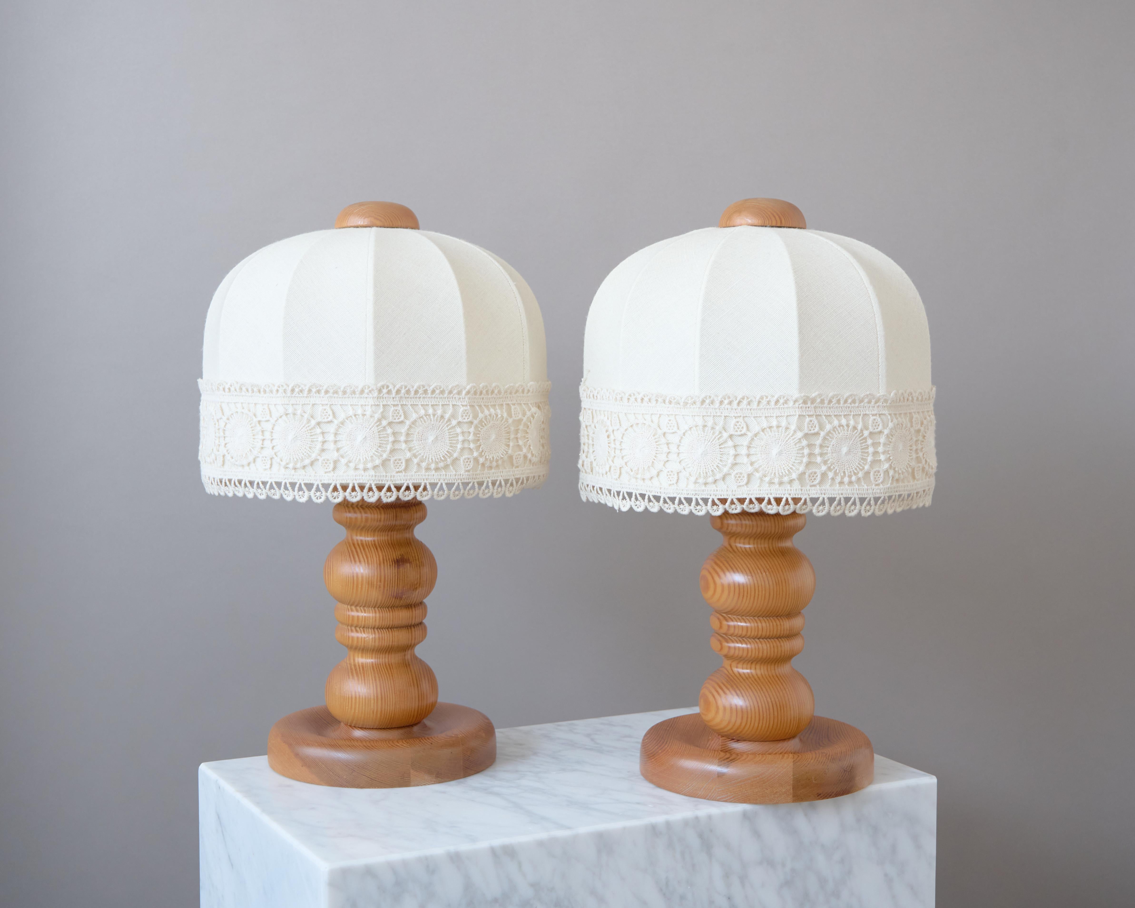 20th Century Pair of Swedish Markslöjd Pine Wood Table Lamps w. Original Fabric Shades, 1970s For Sale
