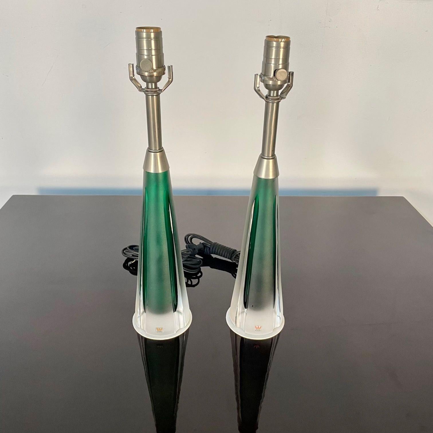 Pair of Swedish Mid-Century Modern Jade Green Kosta Lamps, Perfume Bottle Shape In Good Condition For Sale In Stamford, CT