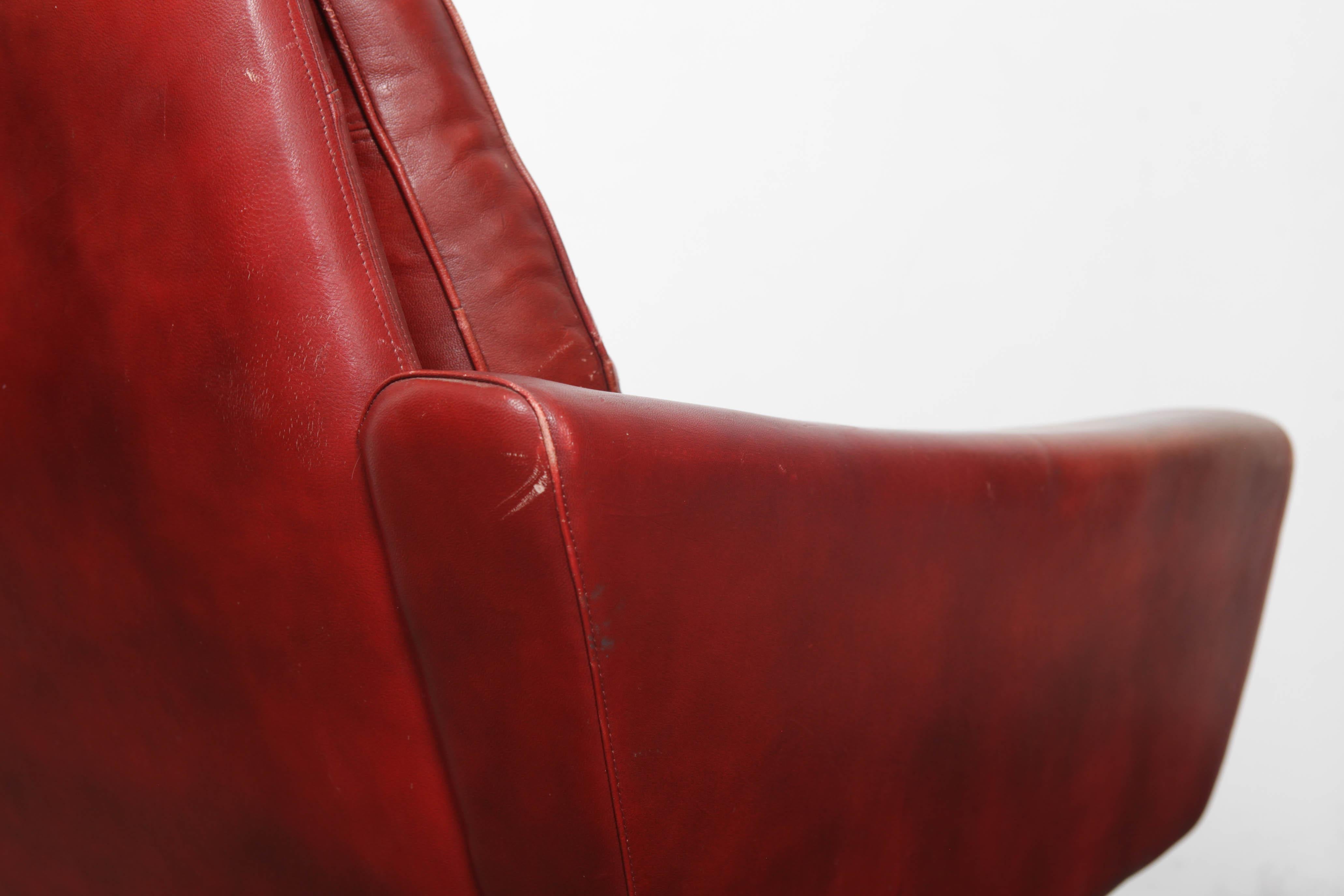 Pair of Swedish Mid-Century Modern Red Leather Swivel Lounge Chairs 6