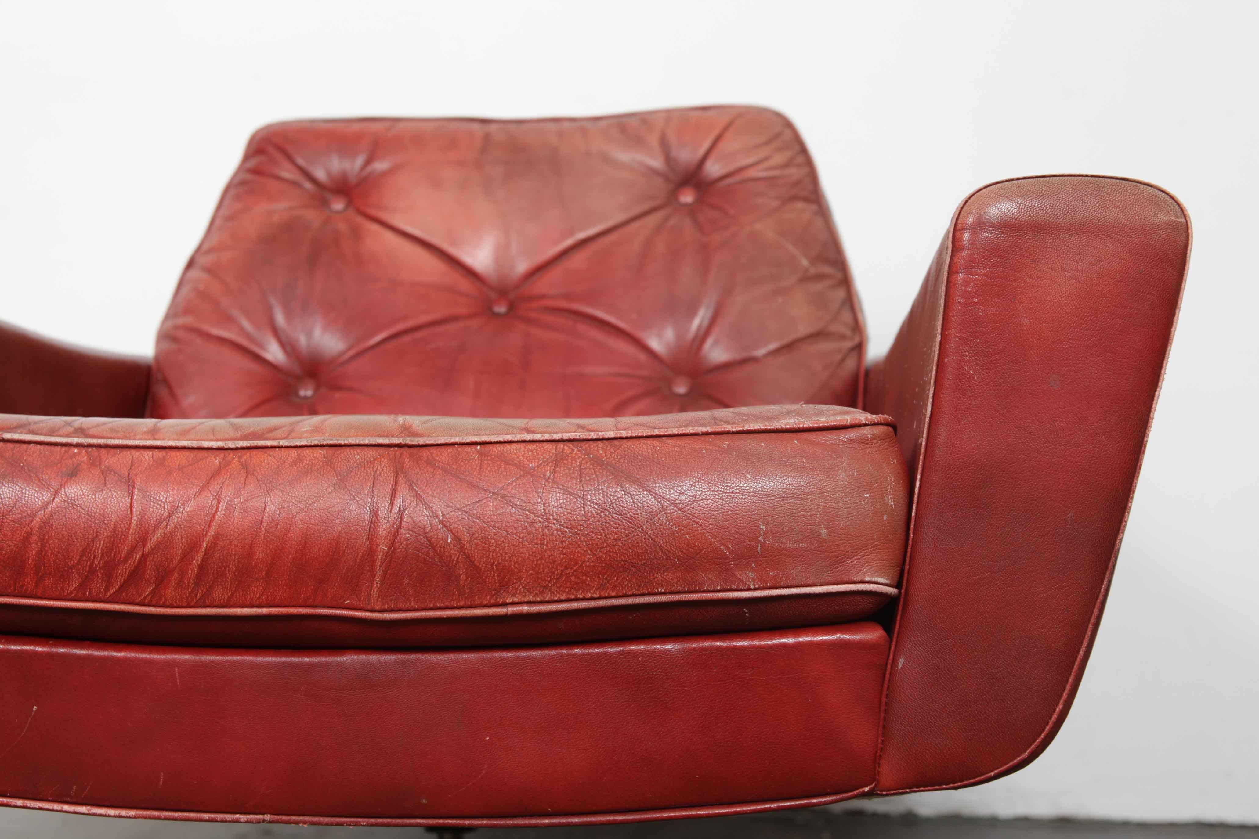 Pair of Swedish Mid-Century Modern Red Leather Swivel Lounge Chairs 4