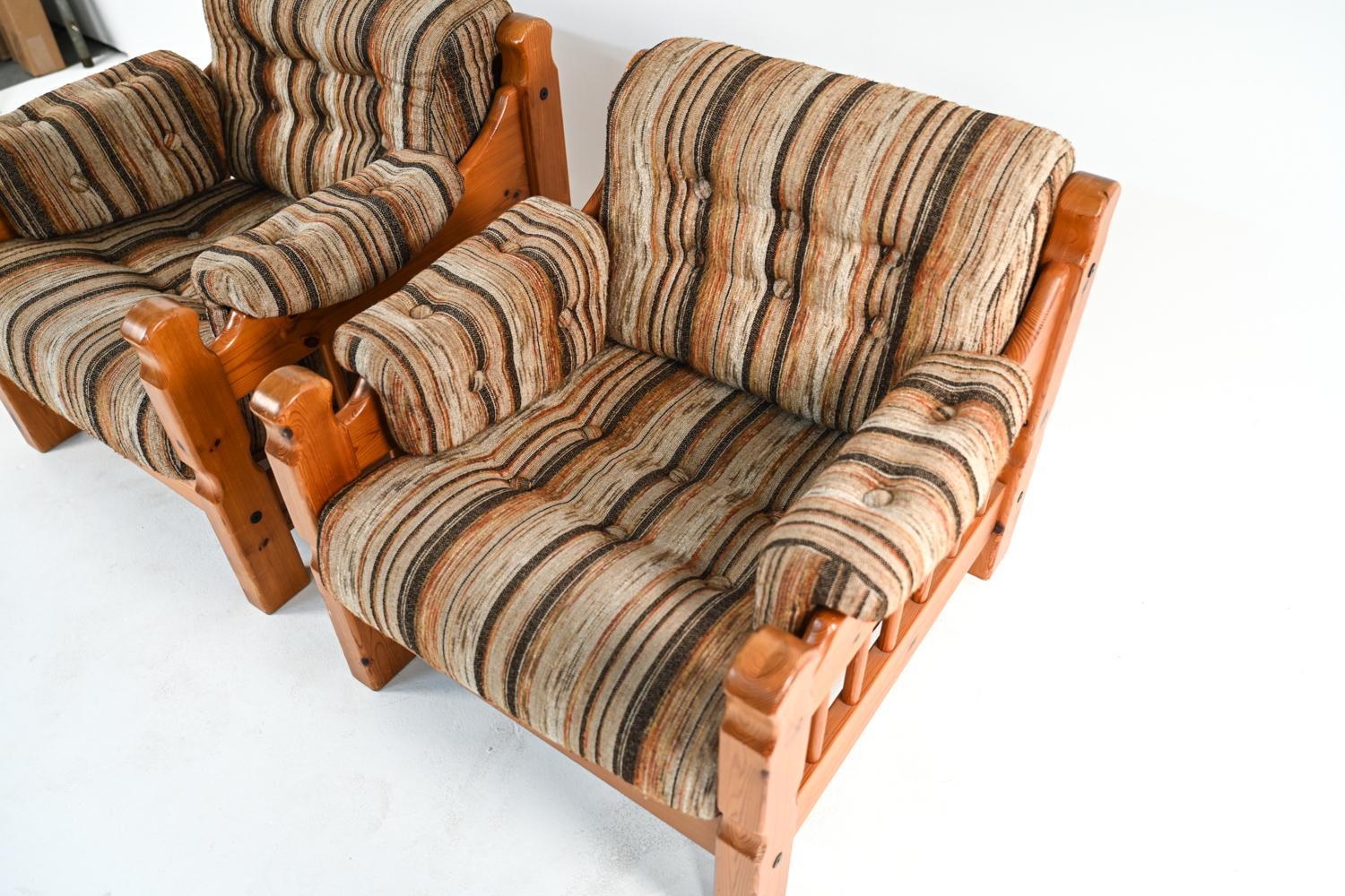 Pair of Swedish Mid-Century Pine Lounge Chairs 2