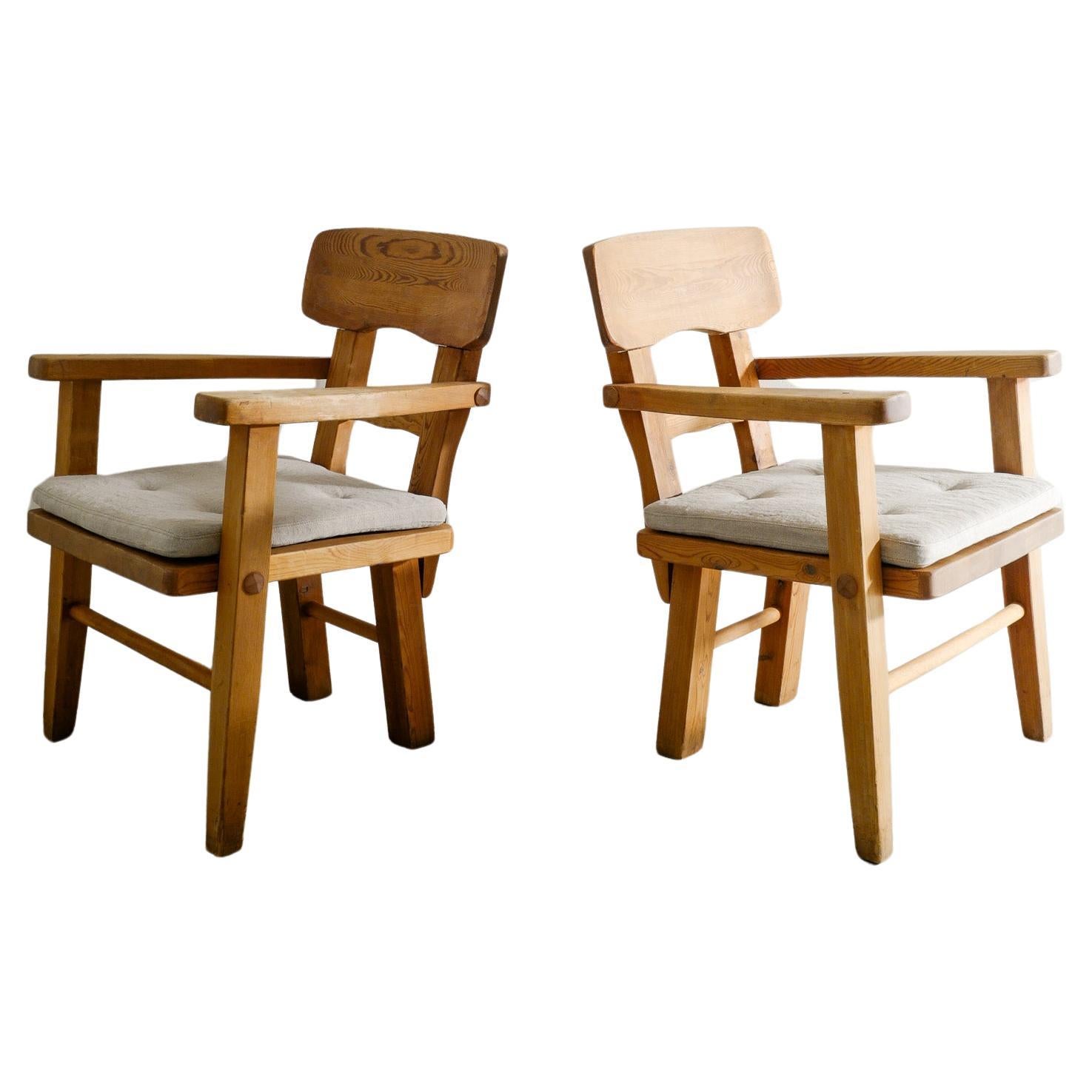 Pair of Swedish Mid Century Wooden Armchairs in Pine Produced by Vemdalia, 1970s For Sale