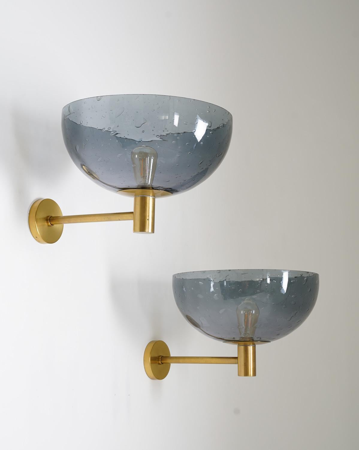 Mid-Century Modern Pair of Swedish Midcentury Wall Lamps in Brass and Glass by Boréns