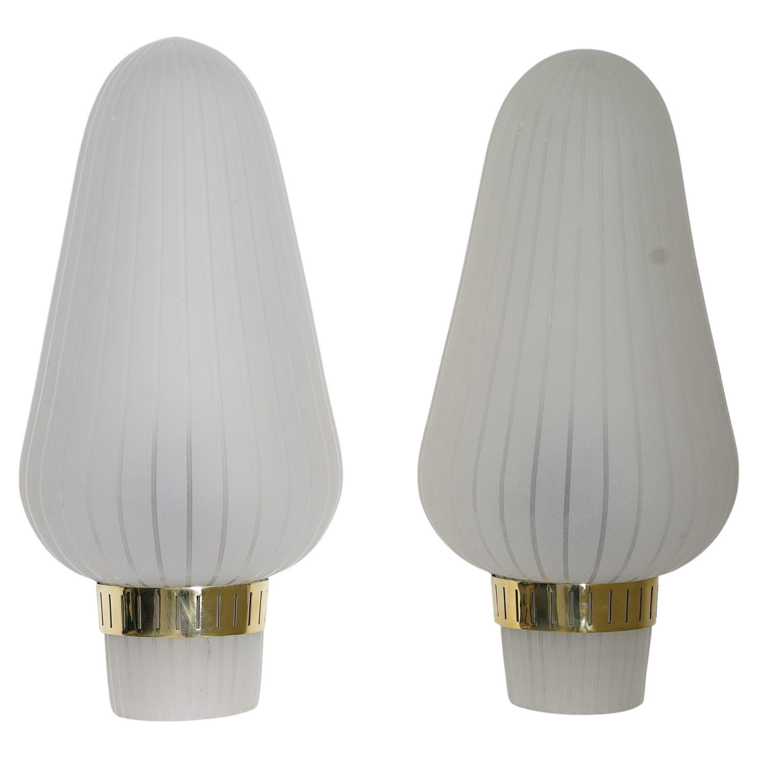 Pair of Swedish Mid-Century Wall Lamps in Brass and Glass by Böhlmarks