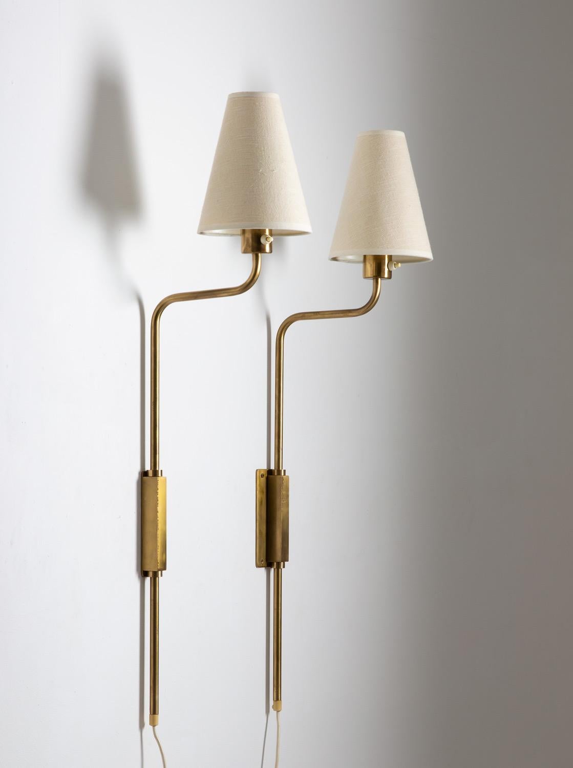 Pair of Swedish Midcentury Wall Lamps in Brass In Good Condition In Karlstad, SE