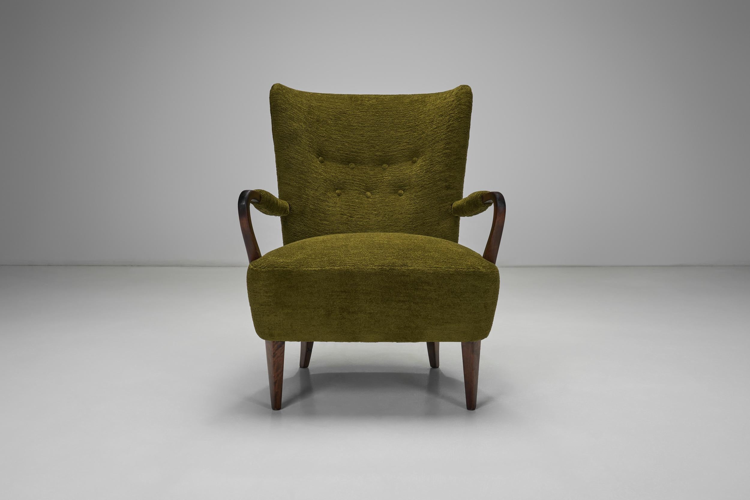 Metà XX secolo Coppia di poltrone moderne svedesi con tappezzeria verde, Svezia, 1940 ca. in vendita