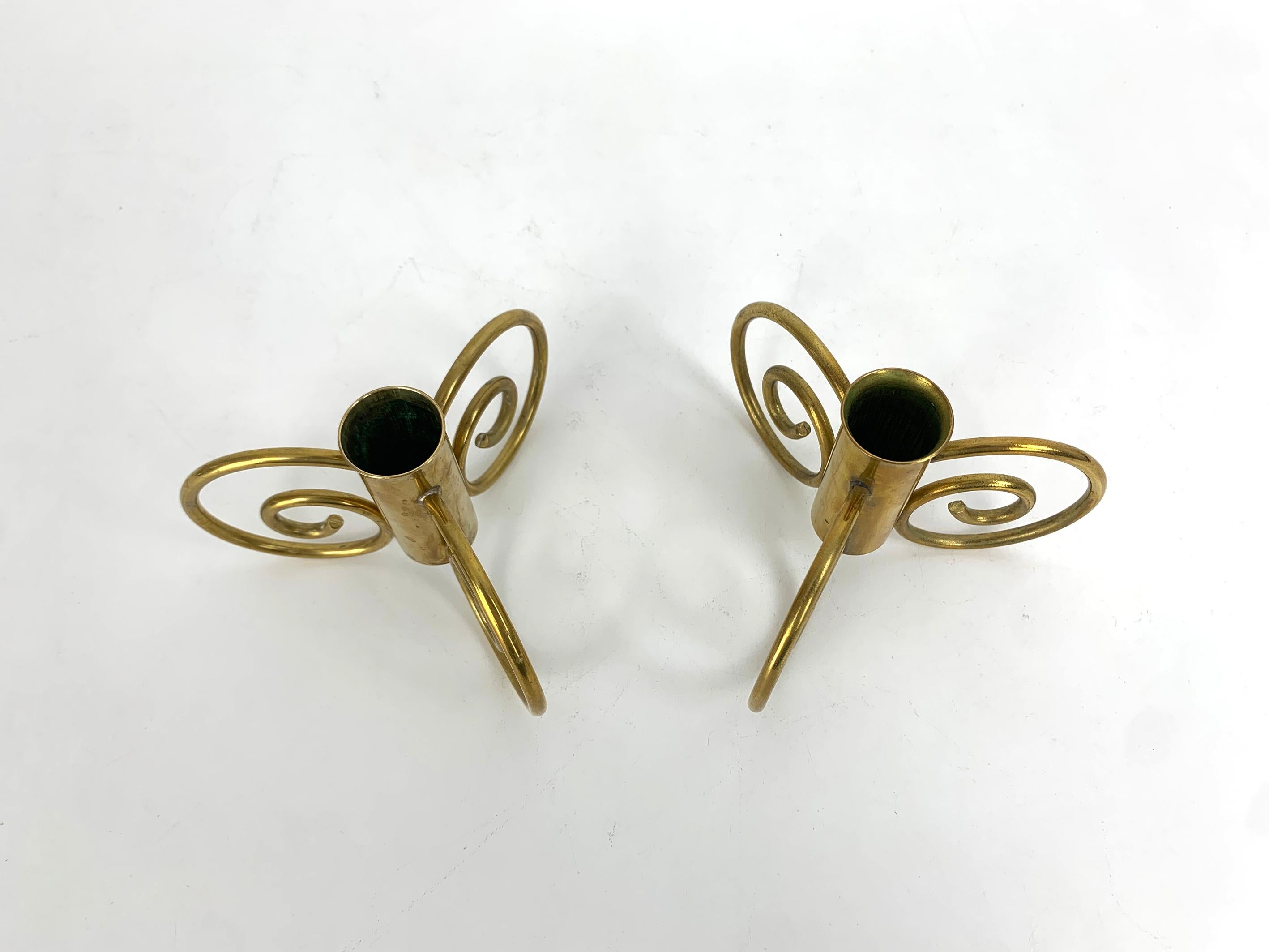 Pair of Swedish Modern Brass candle-sticks Lars Holmström for Svenskt Tenn, 1950 For Sale 6