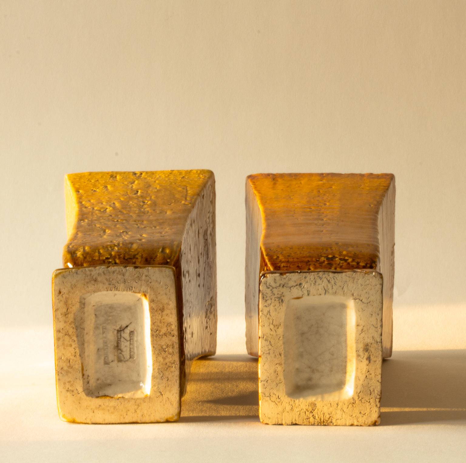 Ceramica Coppia di vasi moderni svedesi 