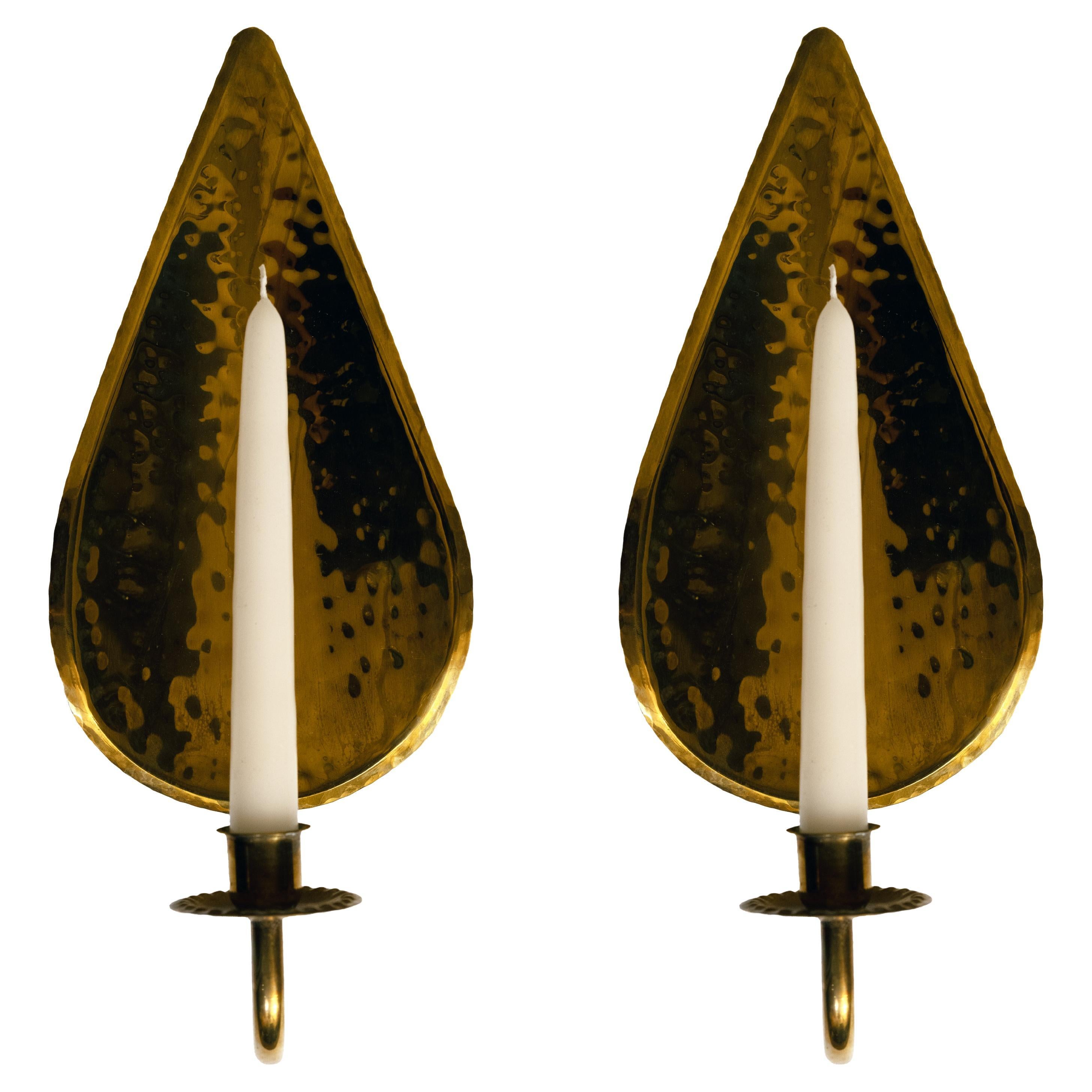 Pareja de candelabros suecos modernos en forma de hoja en venta