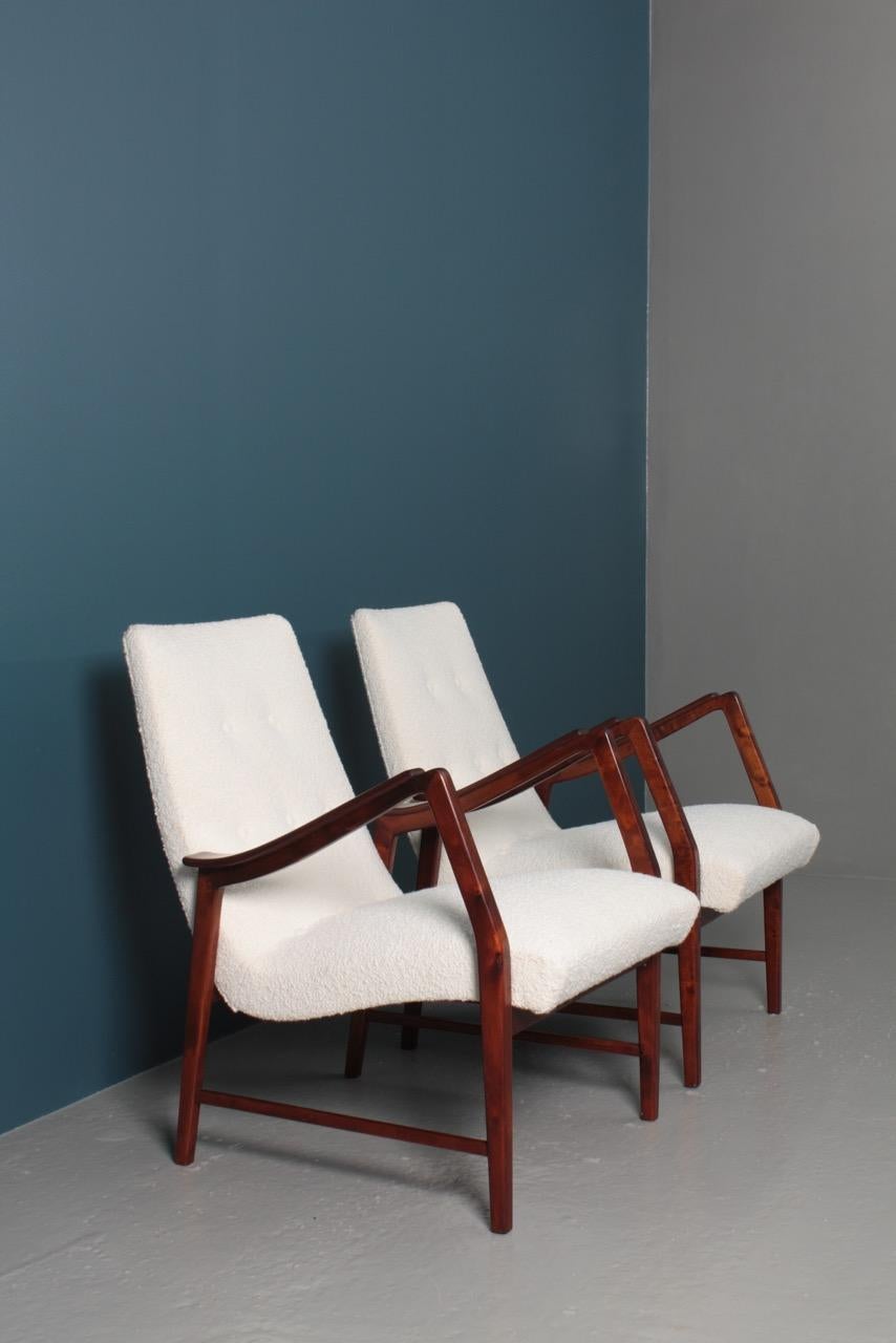 Scandinavian Modern Pair of Swedish Modern Midcentury Lounge Chairs in Boucle, 1950s