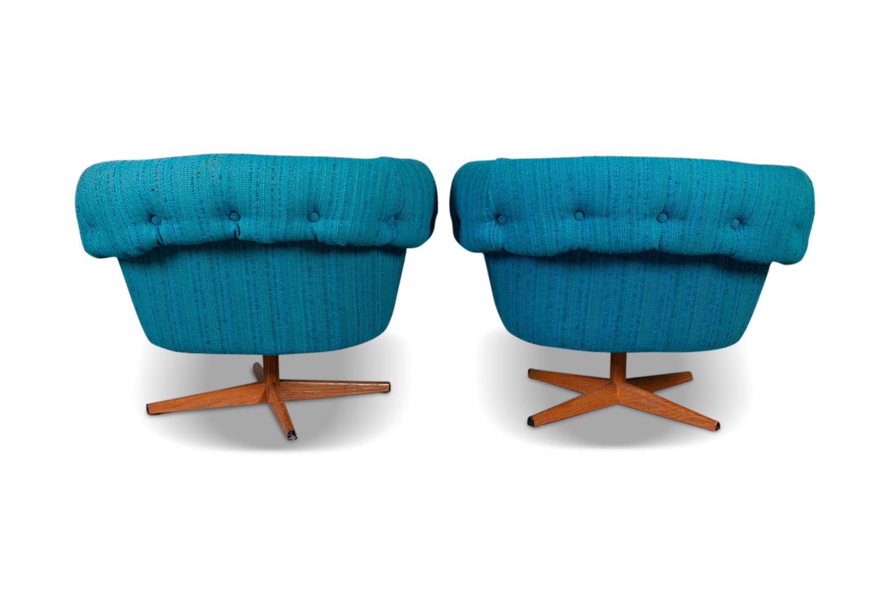 Pair of Swedish Modern Swivel Chairs in Original Blue Wool In Excellent Condition In Berkeley, CA