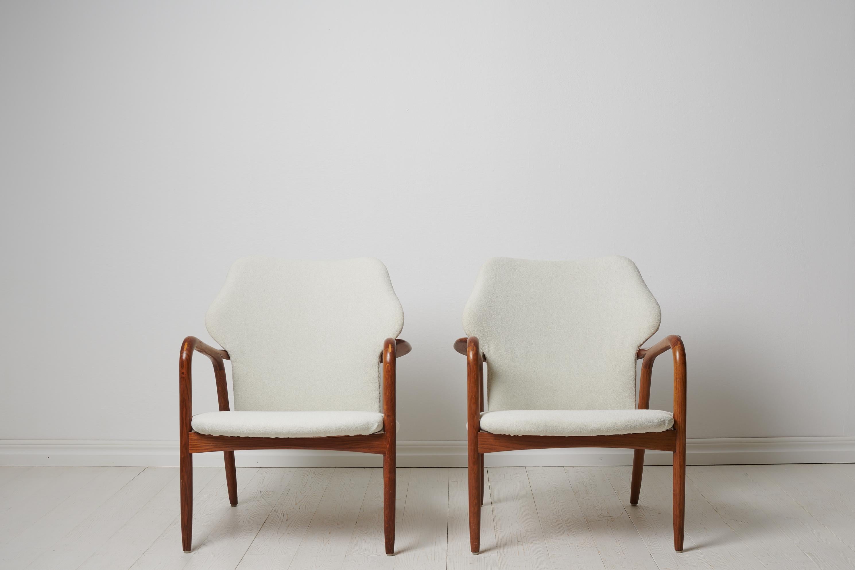 Scandinavian Modern Pair of Swedish Modern Upholstered White Armchairs For Sale