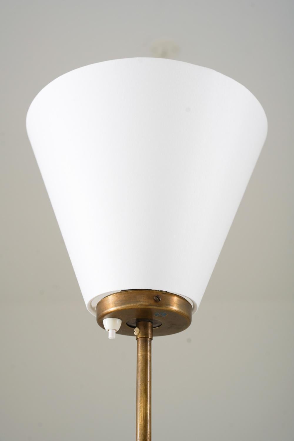 Scandinavian Modern Pair of Swedish Modern Uplight Floor Lamps in Brass, 1940s For Sale