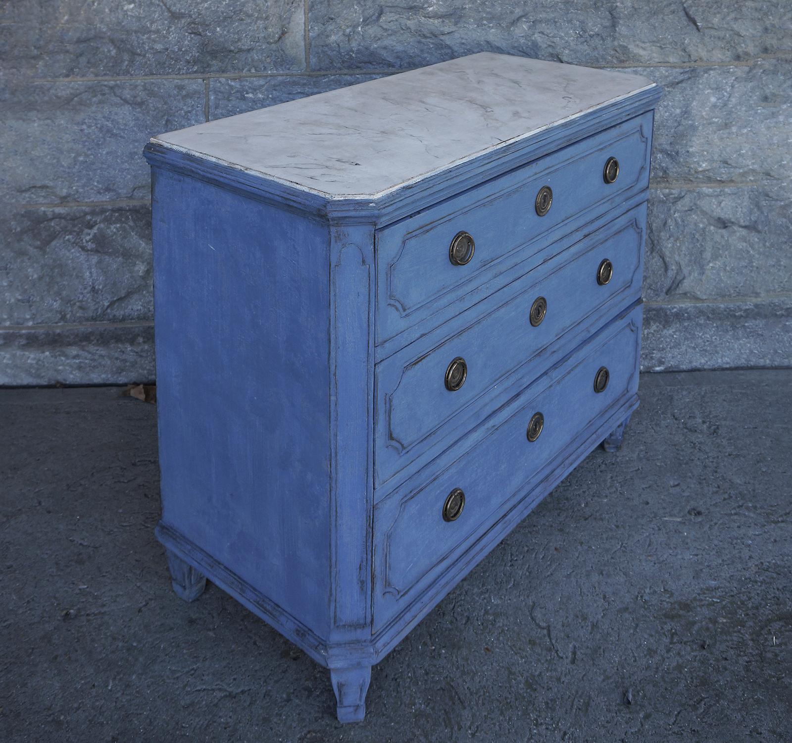 Pair of Swedish Neoclassical Chests in Blue Paint 1
