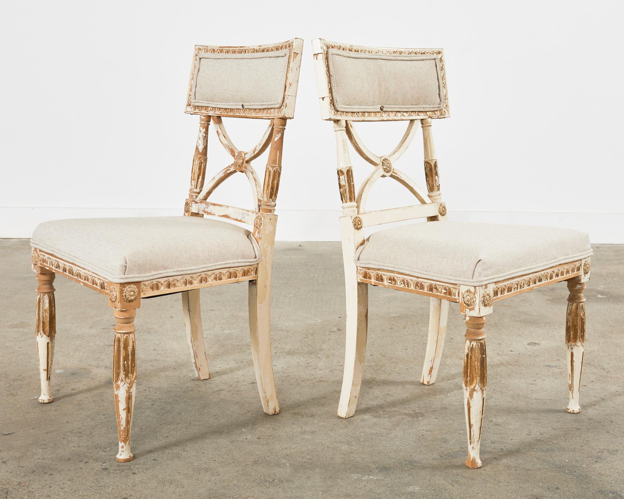 Pair of Swedish Neoclassical Gustavian Style Painted Hall Chairs For Sale 2
