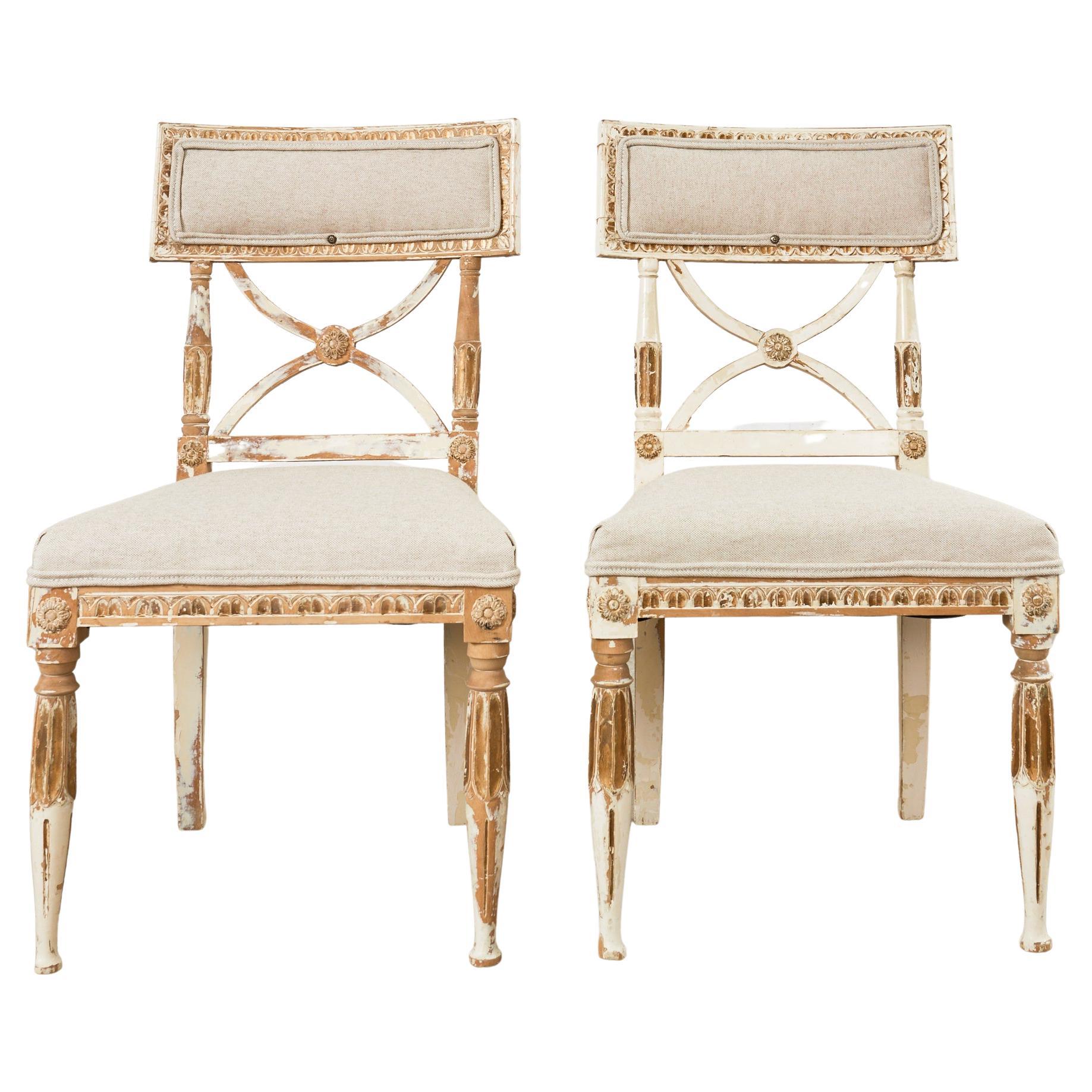 Pair of Swedish Neoclassical Gustavian Style Painted Hall Chairs For Sale
