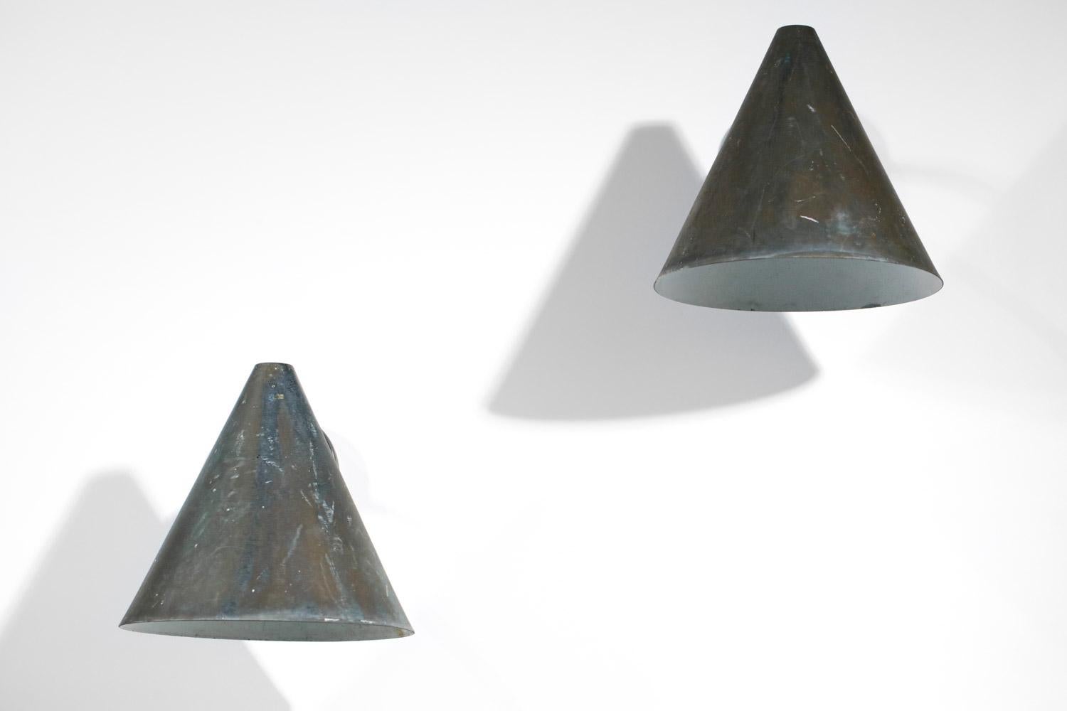 Pair of Swedish Outdoor Wall Lamps Hans Agne Jakobsson in Patinated Copper For Sale 6