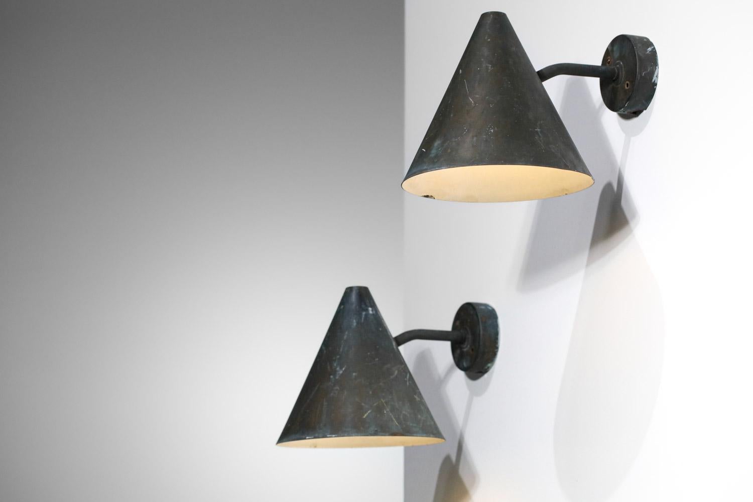Mid-20th Century Pair of Swedish Outdoor Wall Lamps Hans Agne Jakobsson in Patinated Copper For Sale