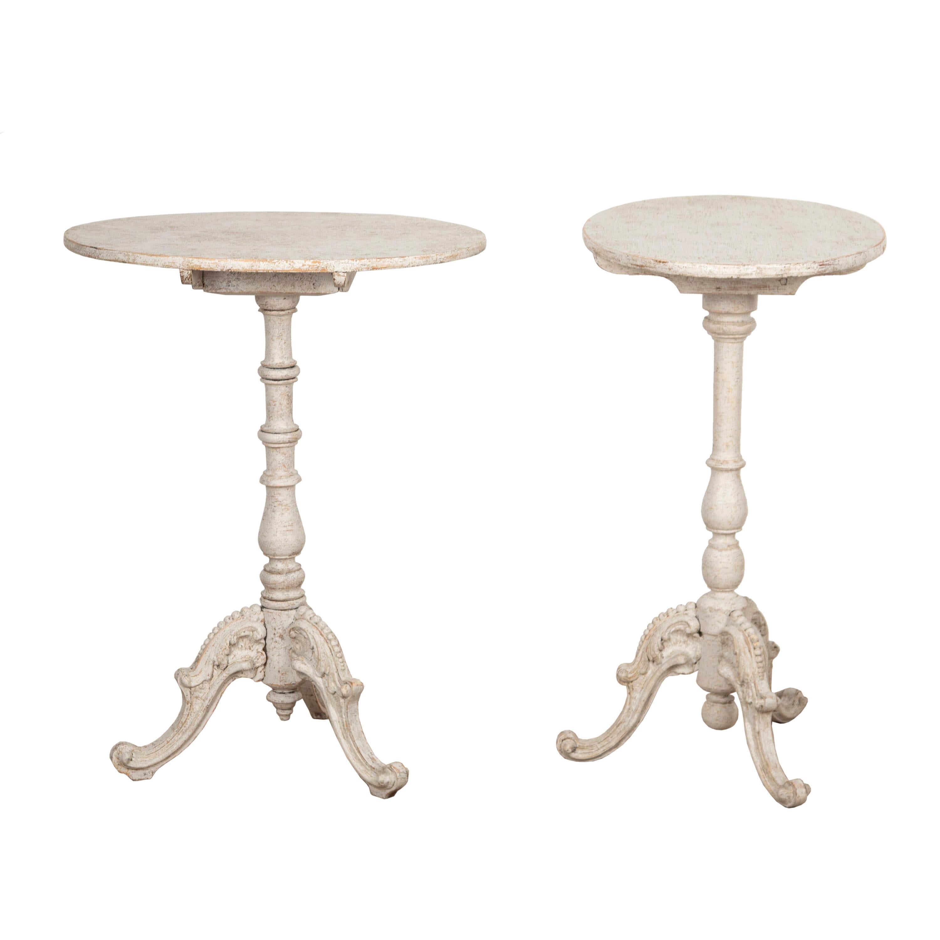 Pair of Swedish Oval Tables In Good Condition In Tetbury, Gloucestershire