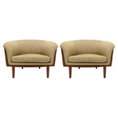 Coppia di sedie da salotto svedesi oversize, 1960