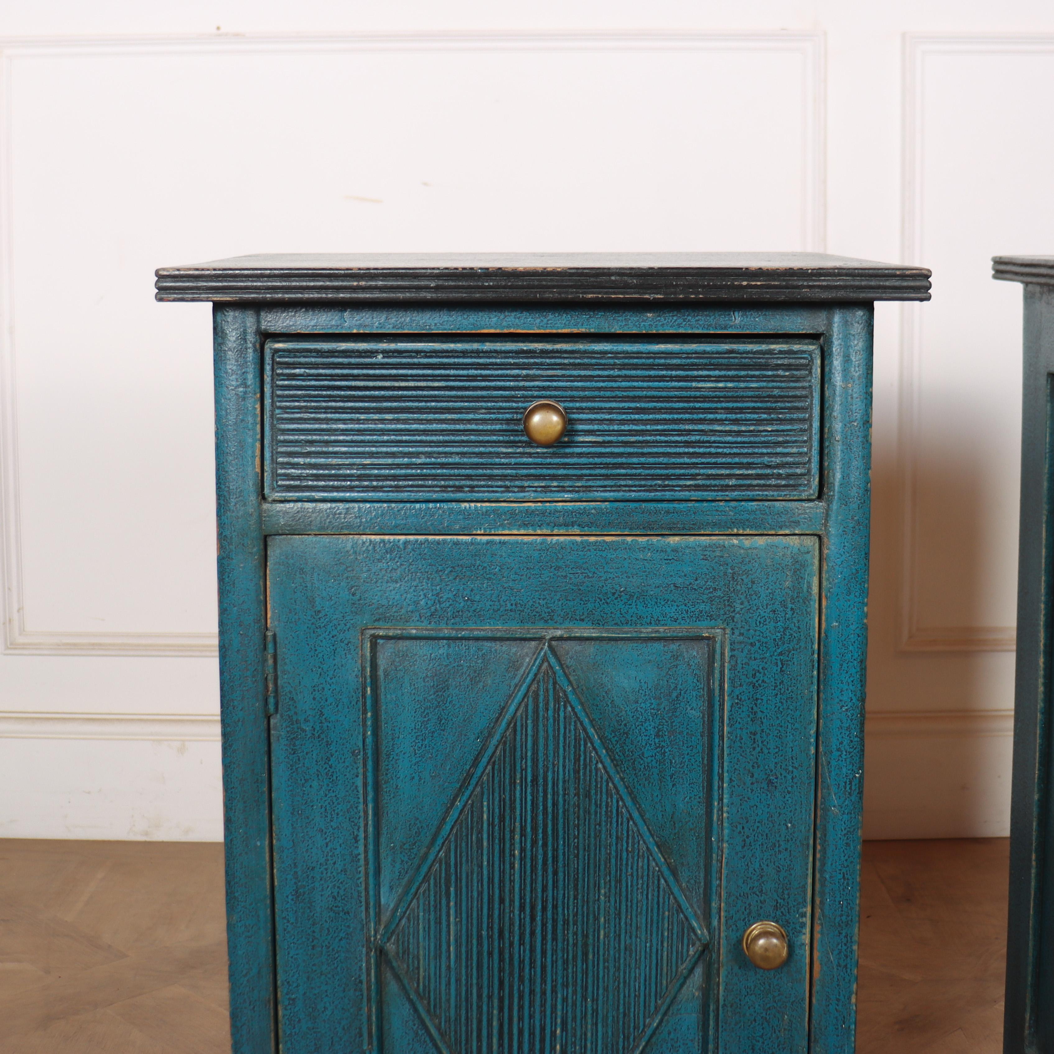Good pair of 19th century Swedish painted pine bedside cupboards with reeded drawer fronts. 1890.

Code: 8740

Dimensions:
W: 18