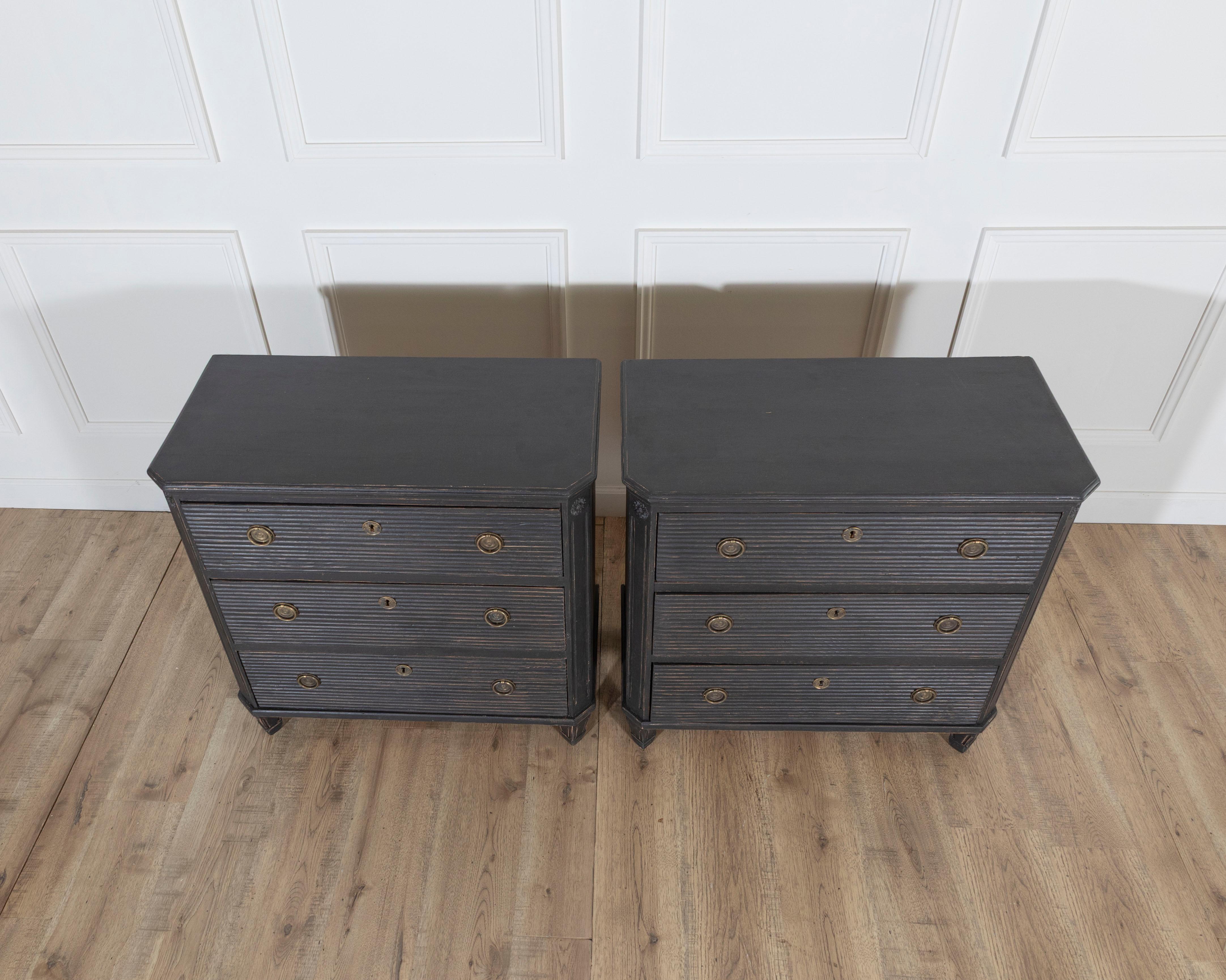 19th Century Pair of Swedish Painted Chests of Drawers, Circa 1880 For Sale