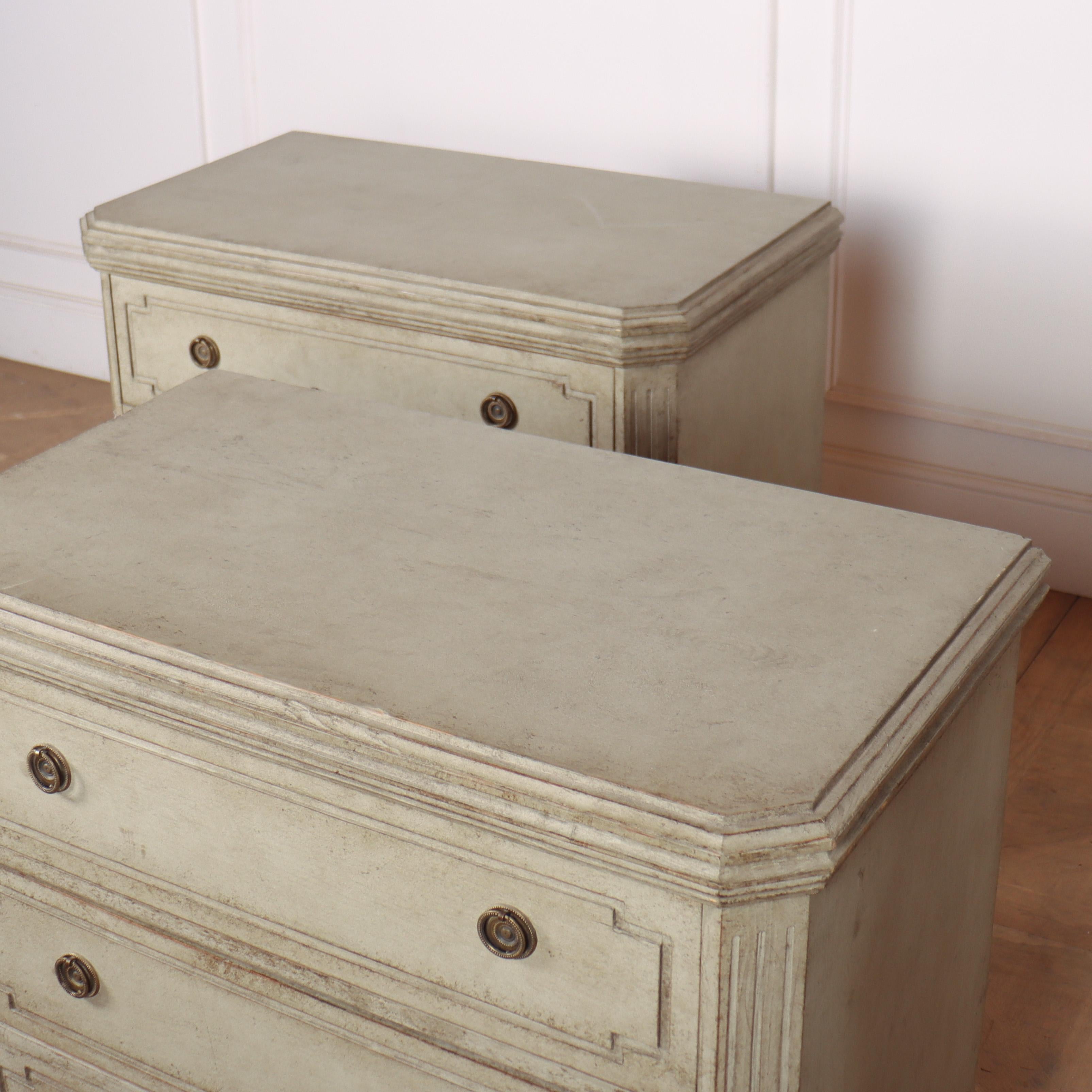 Pair of Swedish Painted Commodes 5