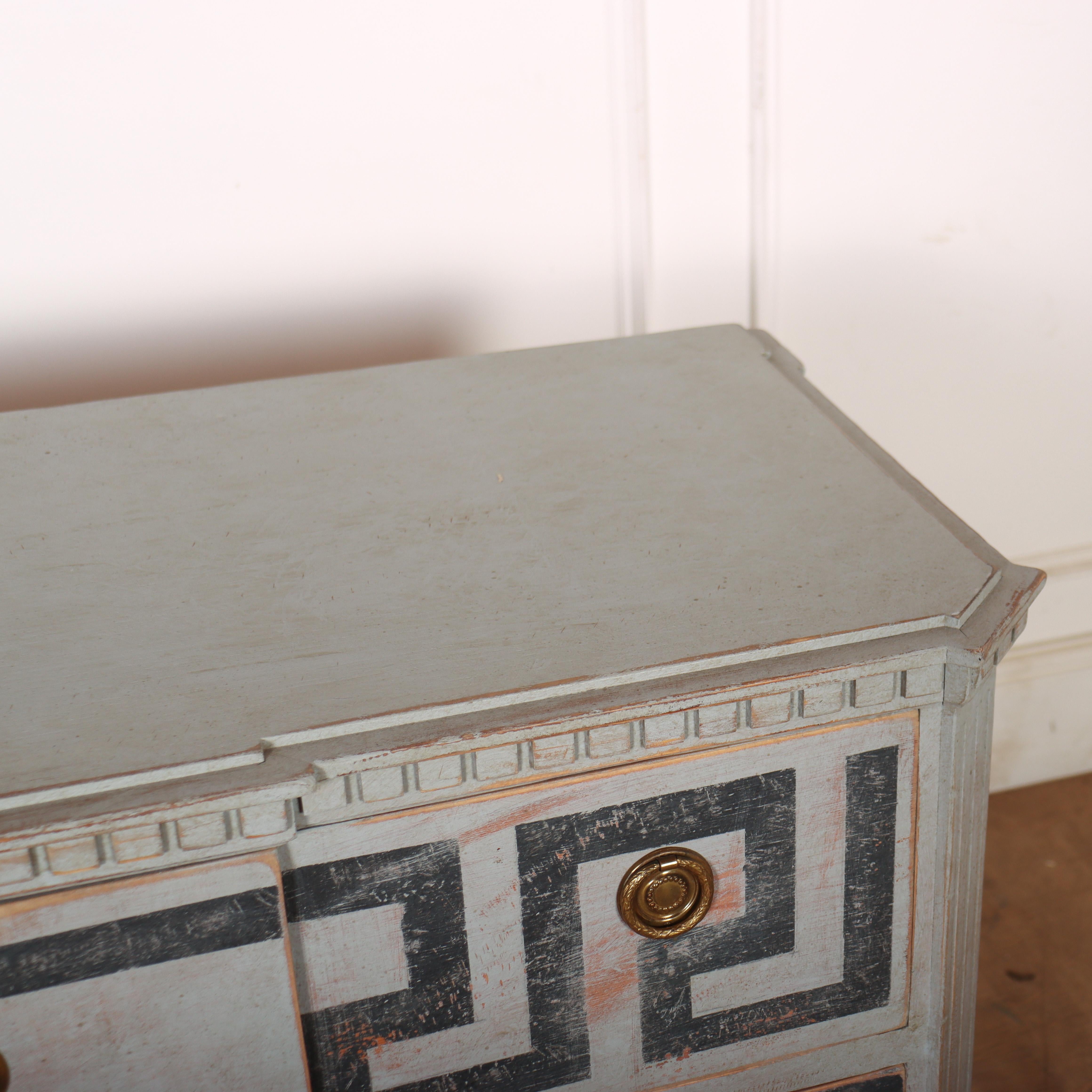 Pair of Swedish Painted Commodes 6