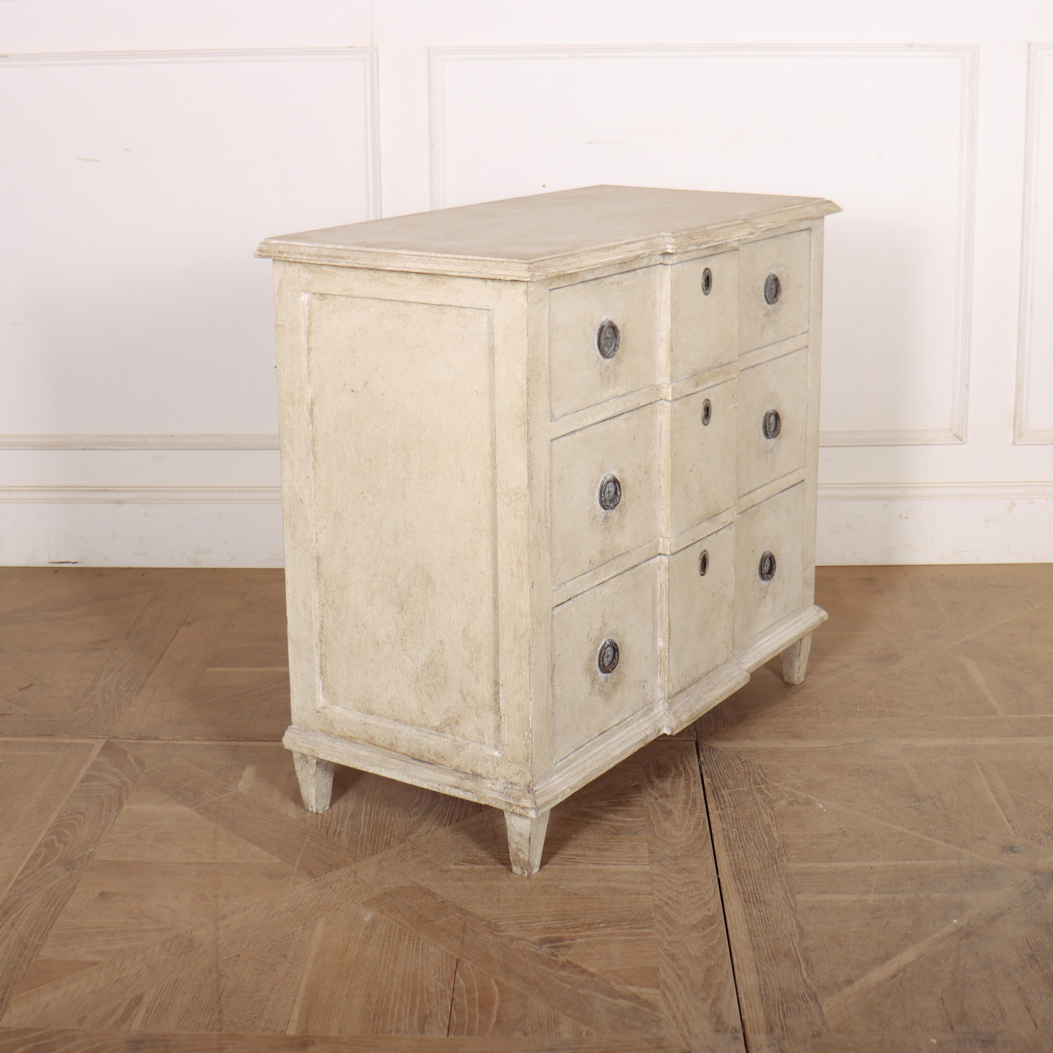 Pair of Swedish Painted Commodes For Sale 5