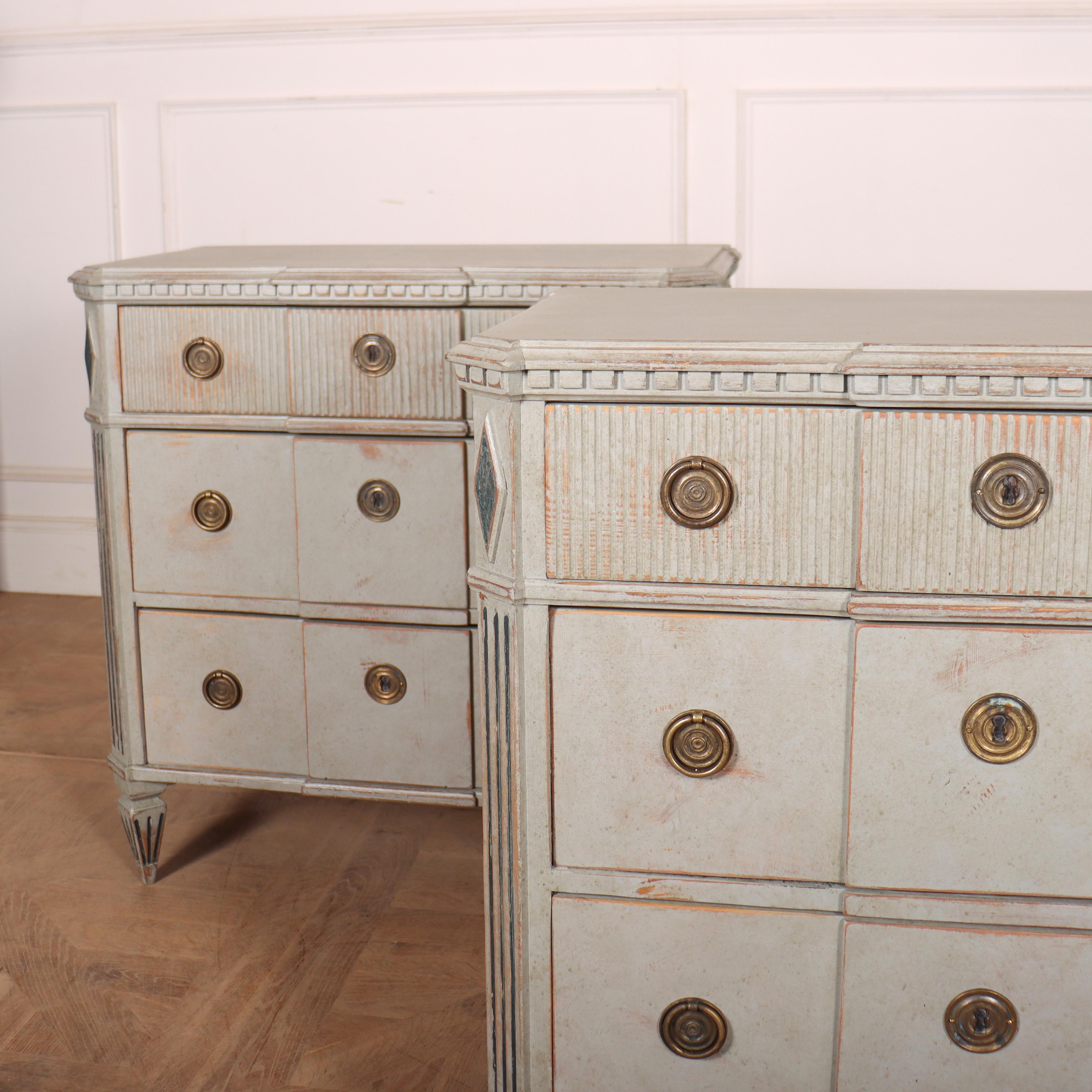 Good pair of 19th century Swedish three drawer painted pine commodes. These would be ideal for bedside chests. 1860.

Code: 8535

Dimensions:W: 31.5