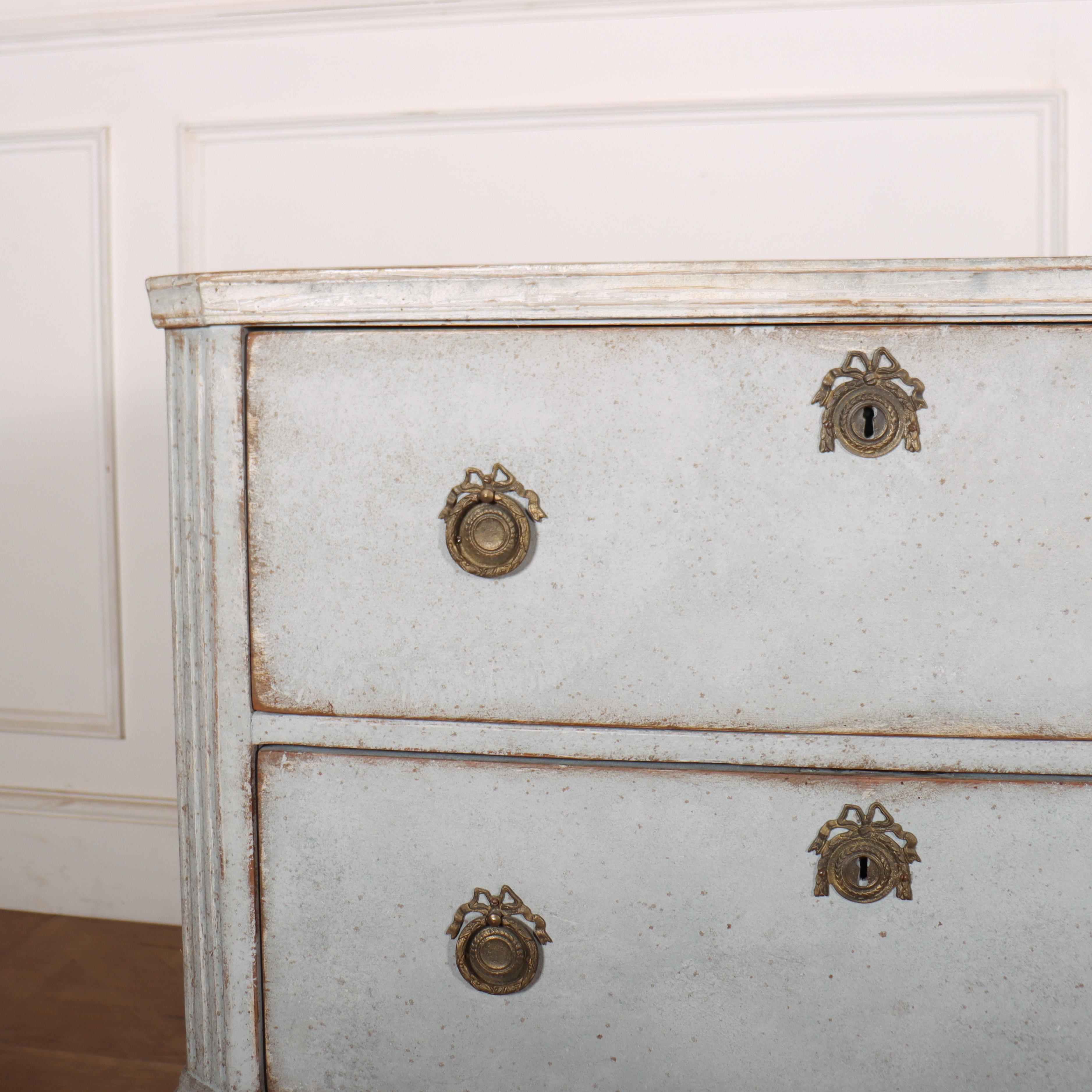 19th Century Pair of Swedish Painted Commodes For Sale