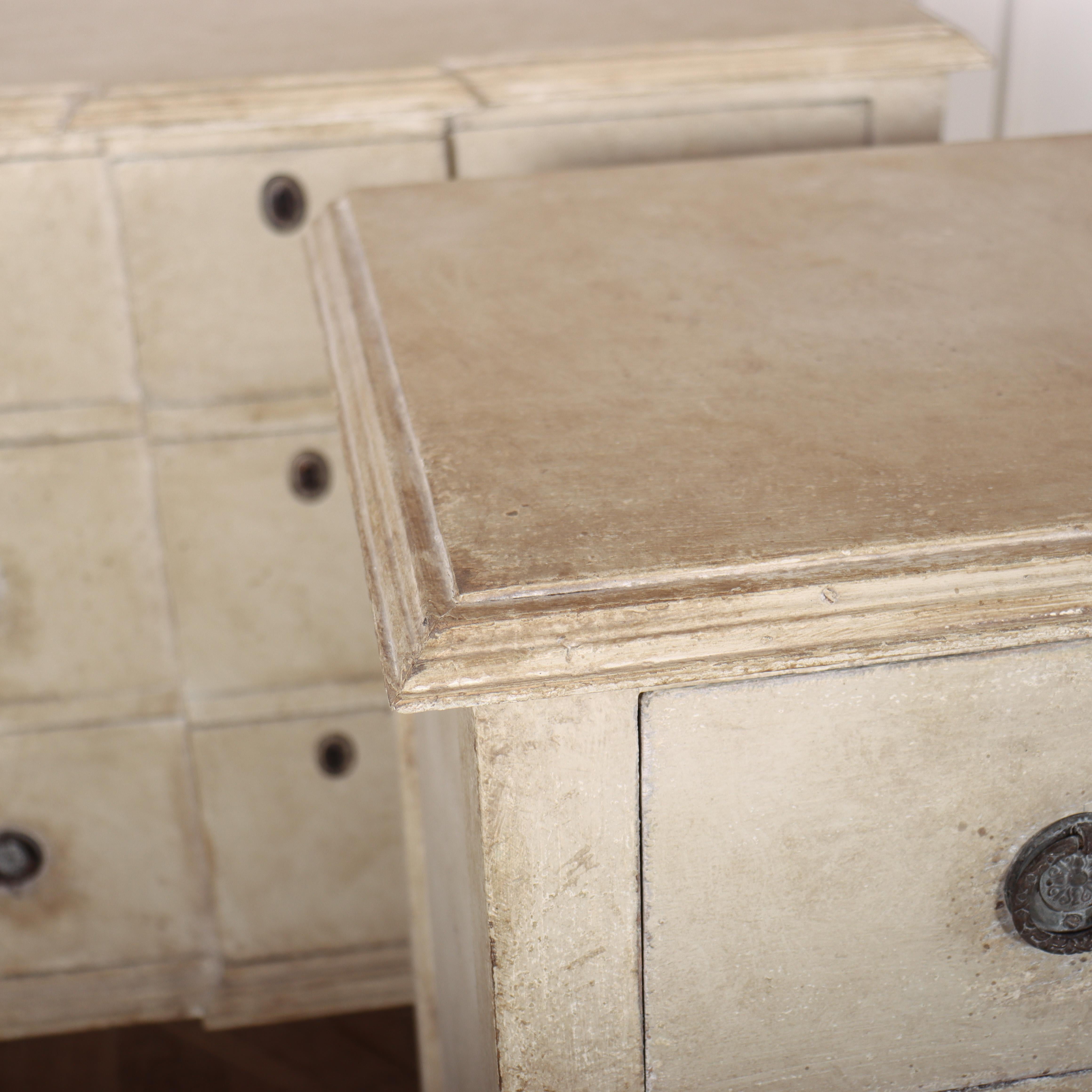 Pair of Swedish Painted Commodes For Sale 2