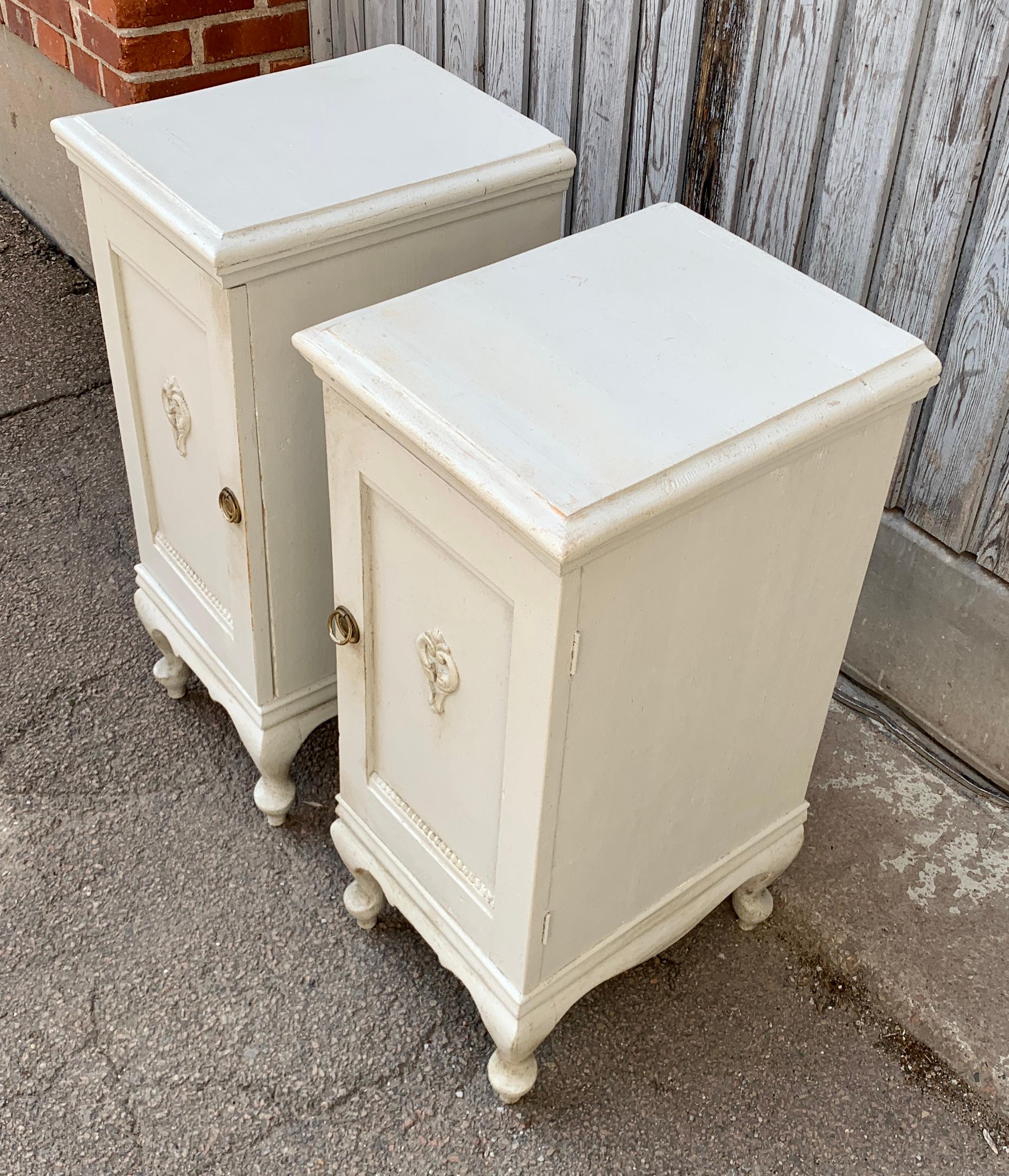 Pair of Swedish Painted Rococo Style Nightstands, Circa 1930's For Sale 2