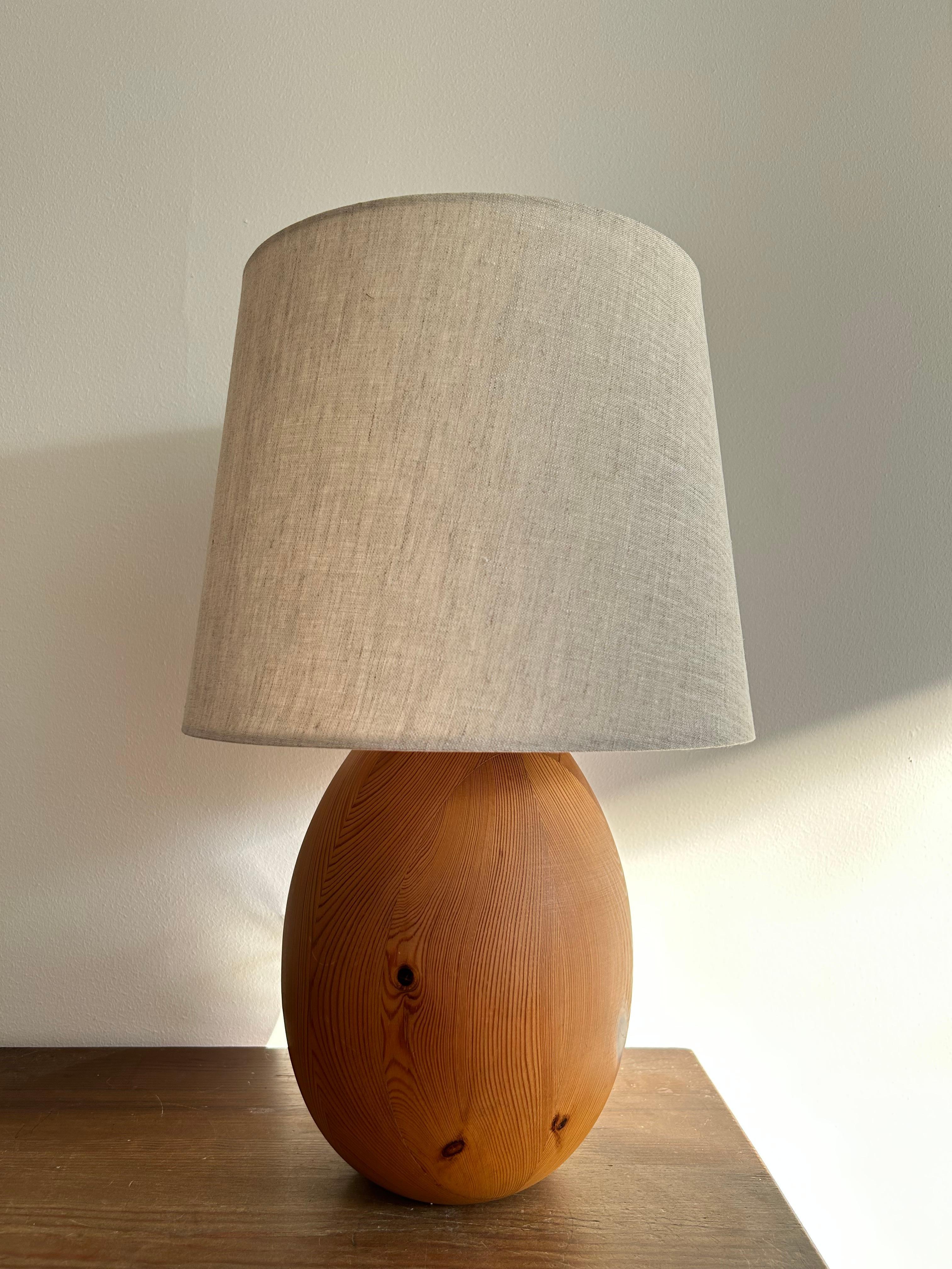 Scandinavian Modern Pair of Swedish pine table lamps For Sale