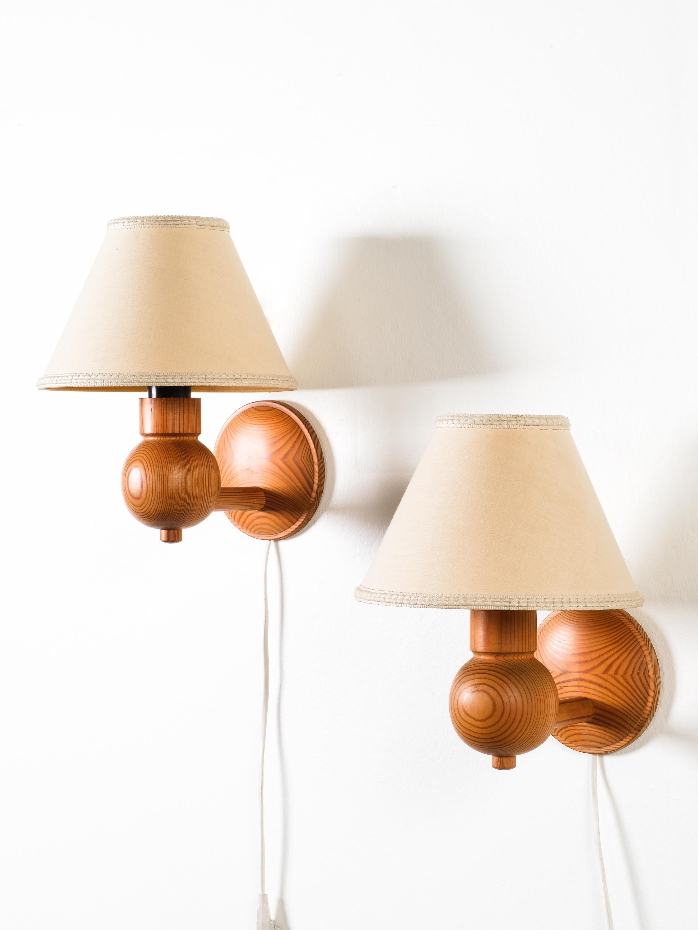 Pair of Swedish Pine Wood Wall Lamps by Aneta, Sweden, 1970s For Sale 3