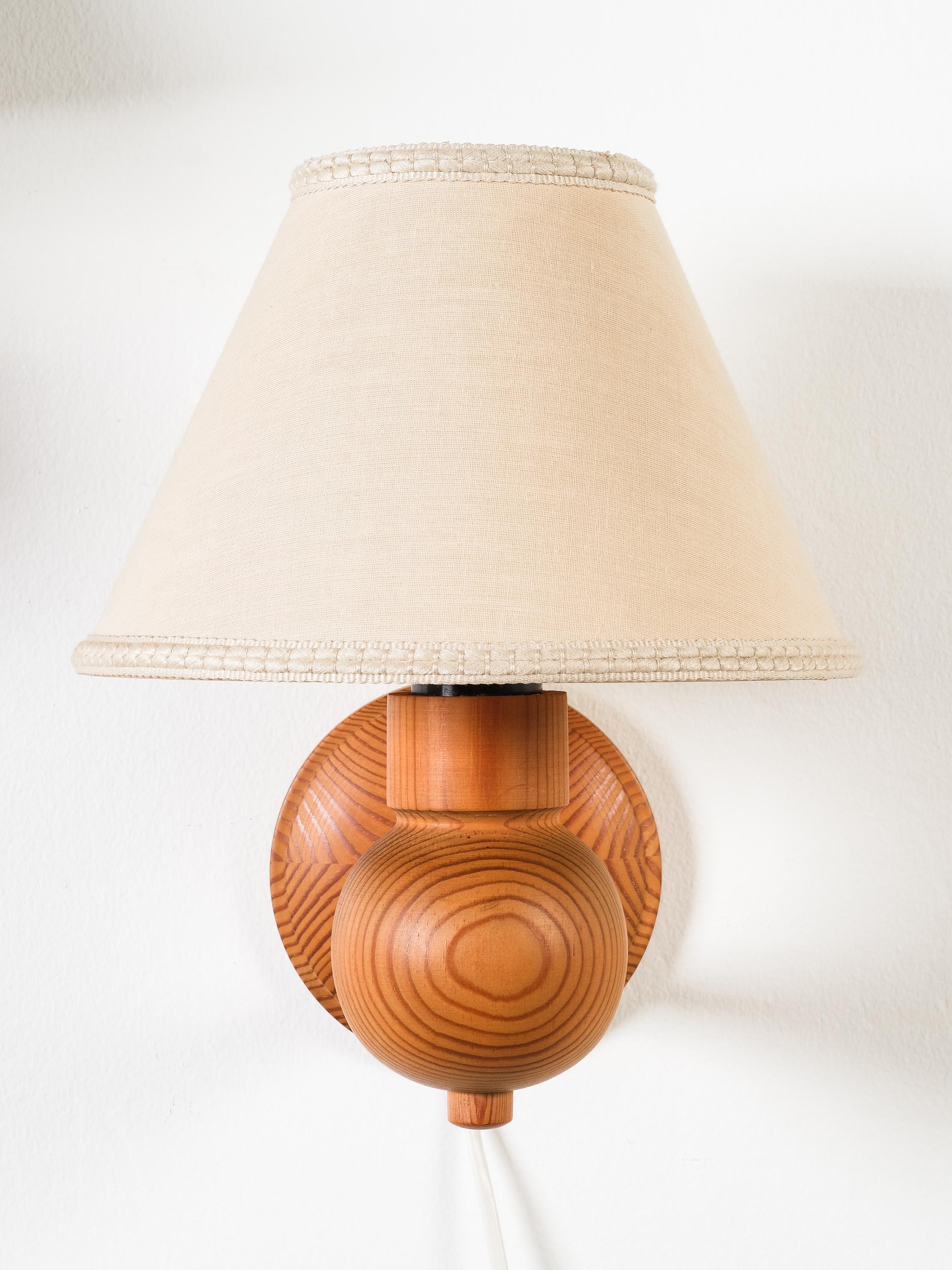 Pair of Swedish Pine Wood Wall Lamps by Aneta, Sweden, 1970s For Sale 1