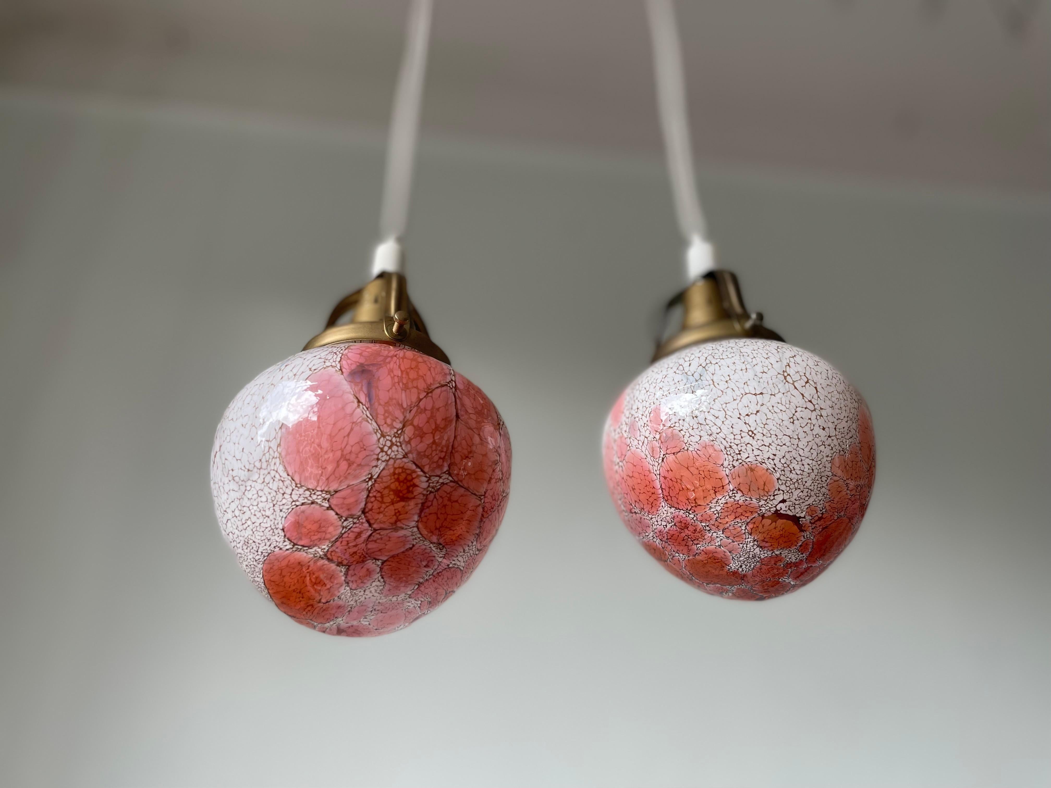 Pair of Pukeberg 1960s Pink, Rose, White Art Glass, Brass Pendants, Sweden For Sale 4