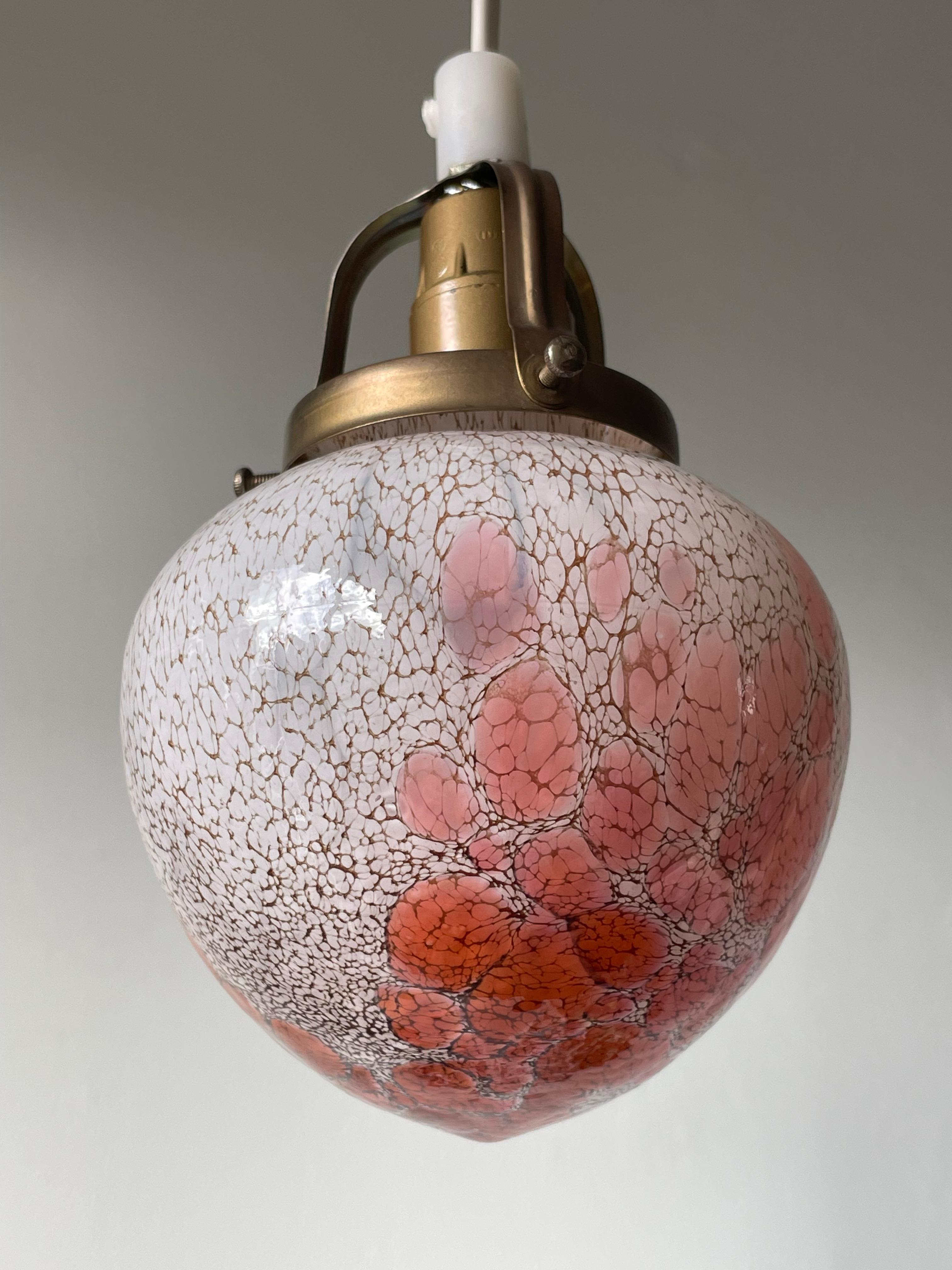 Pair of Pukeberg 1960s Pink, Rose, White Art Glass, Brass Pendants, Sweden For Sale 2