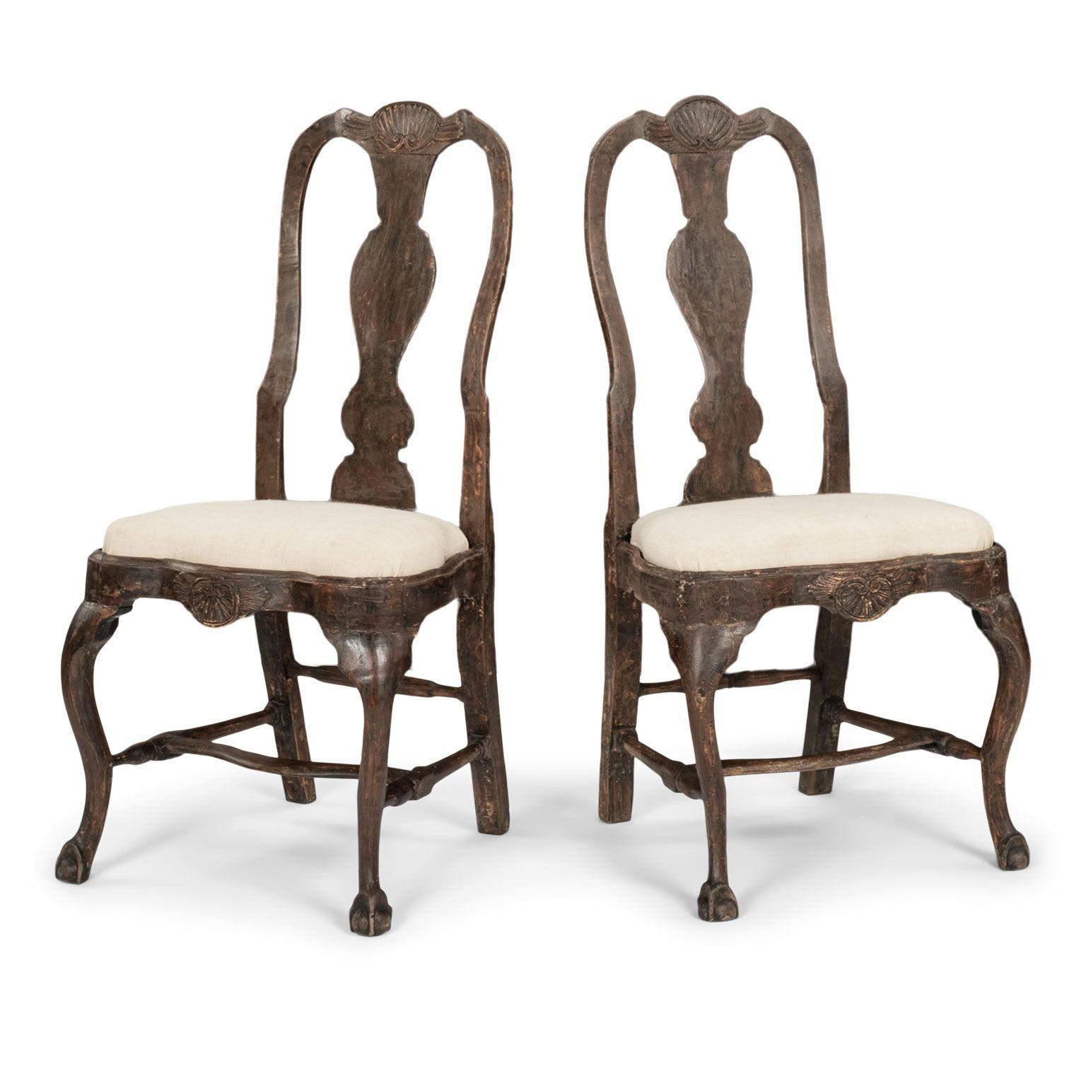 Pareja de sillas suecas de época rococó Tela en venta