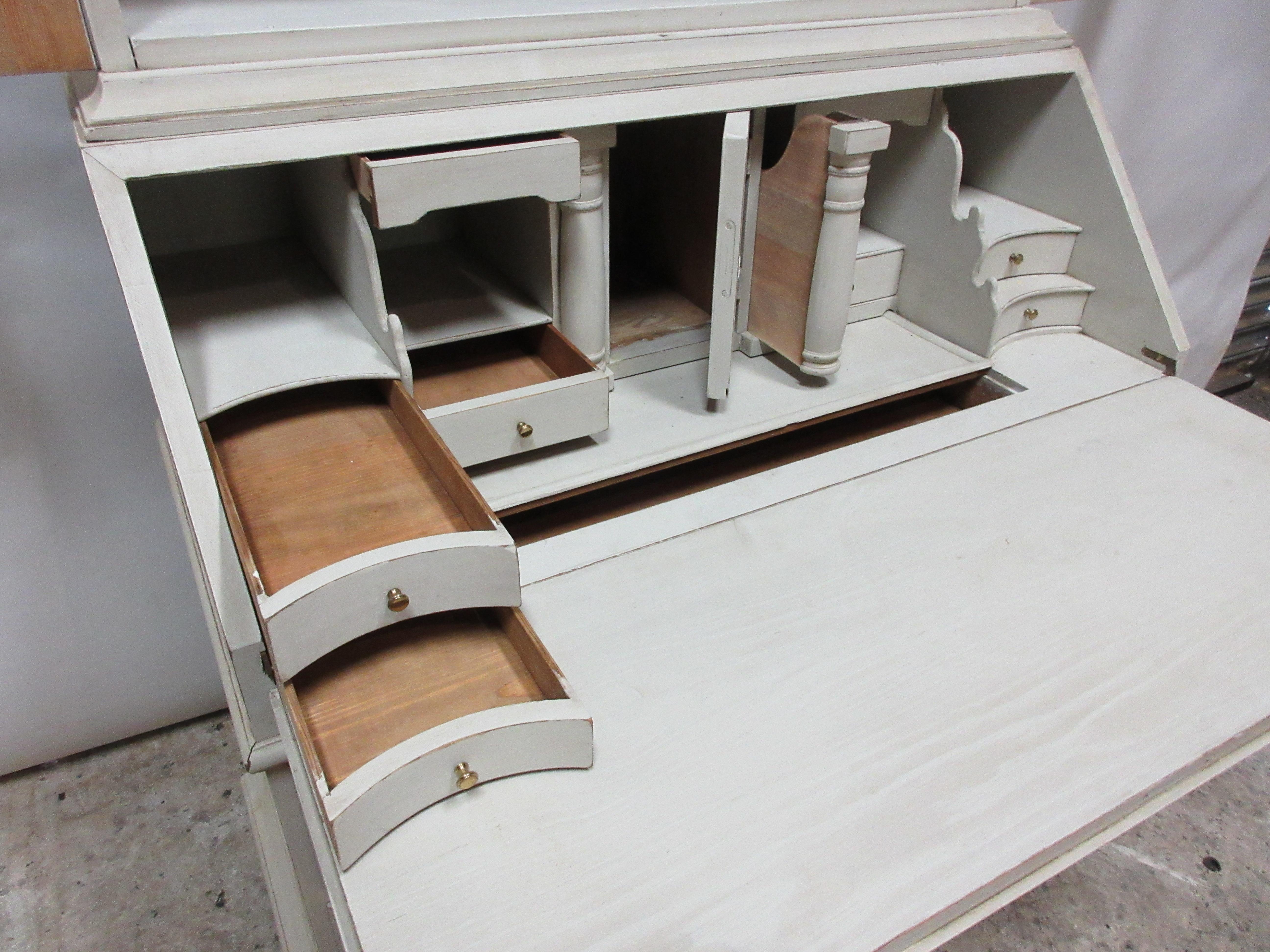 Pair of Swedish Rococo Secretary Hutches In Good Condition In Hollywood, FL